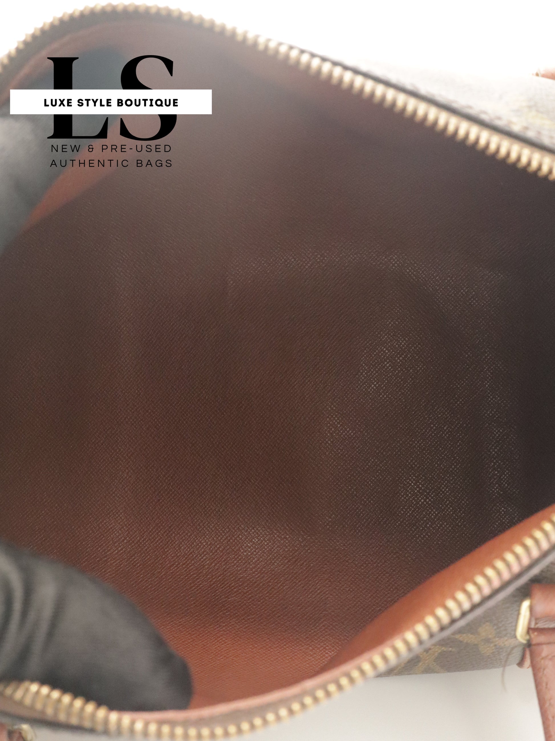 Louis Vuitton Papillon 30 Monogram w/Mini Bag
