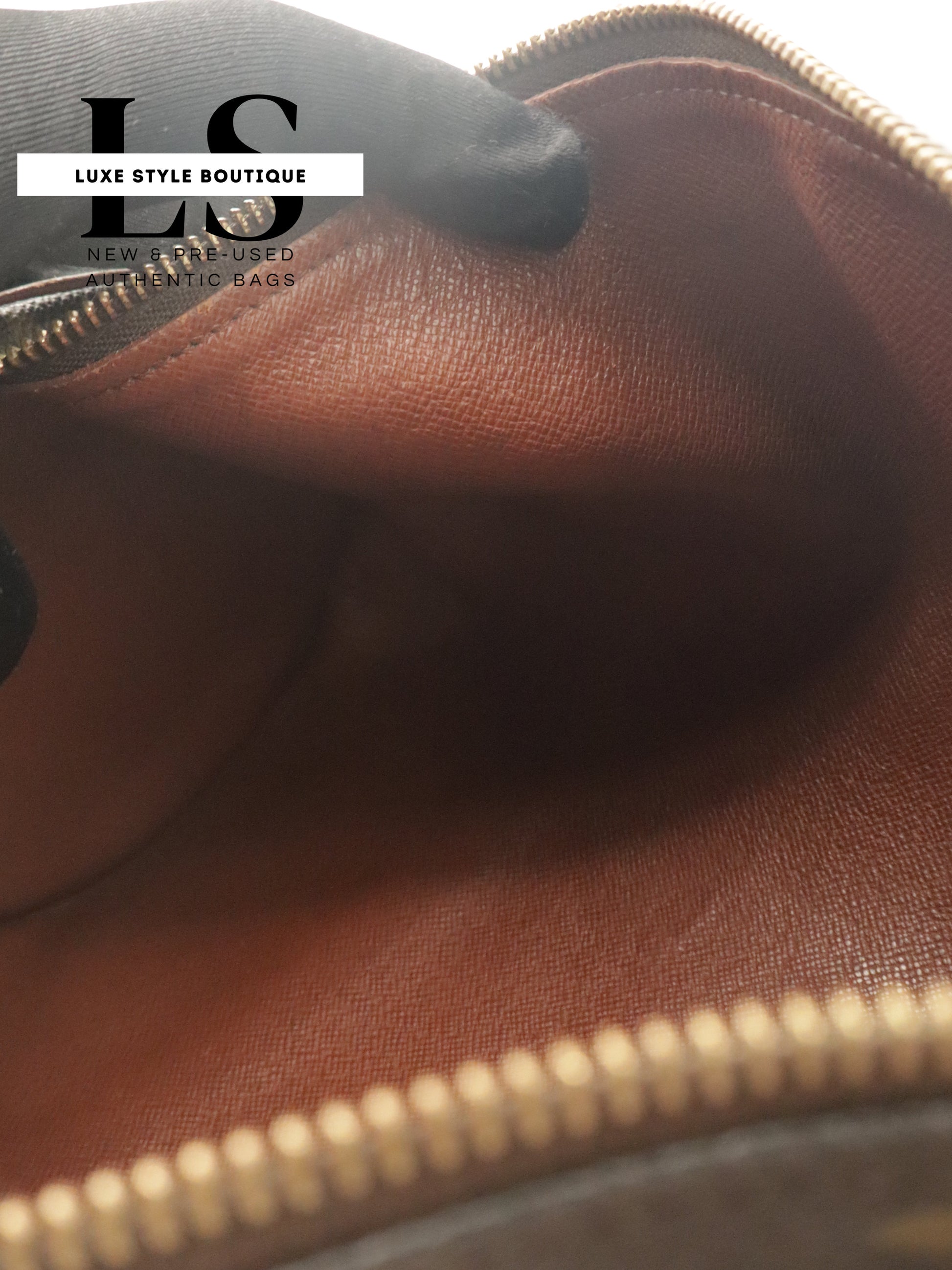 Louis Vuitton Papillon 30 Monogram w/Mini Bag
