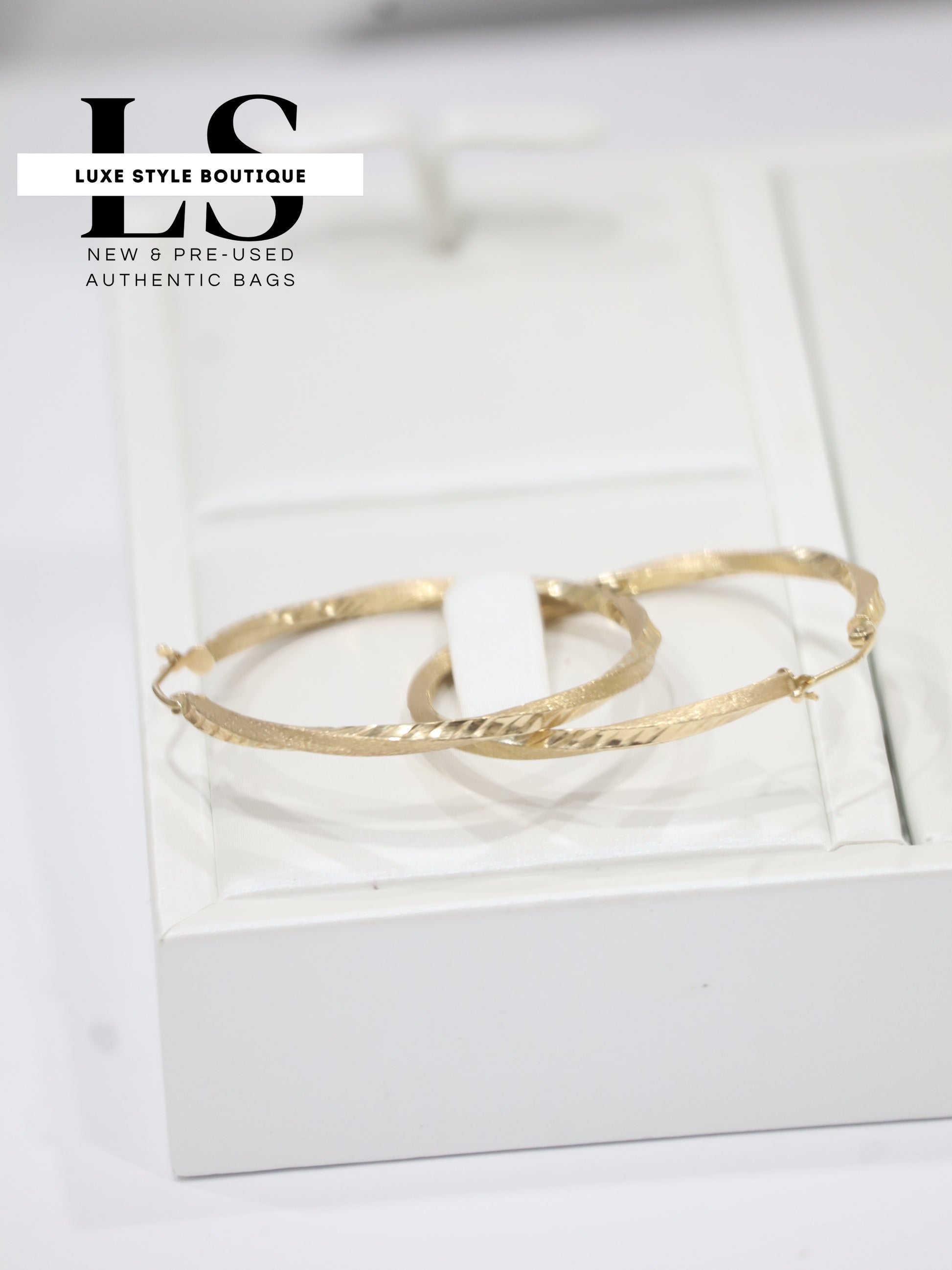 Earrings Large Circle Yellow Gold 18K