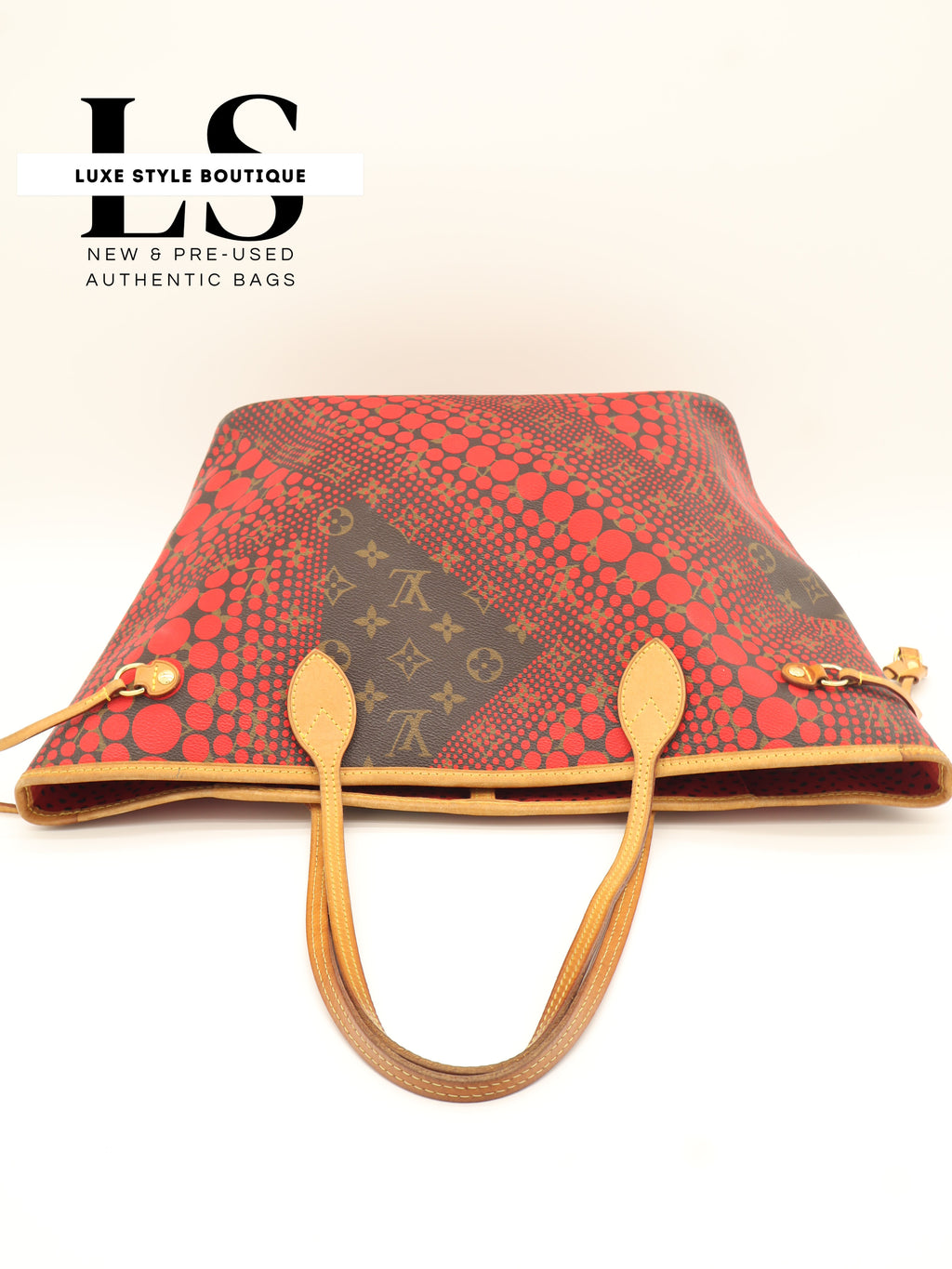Louis Vuitton x Yayoi Kusama Neverfull MM Monogram Red Waves