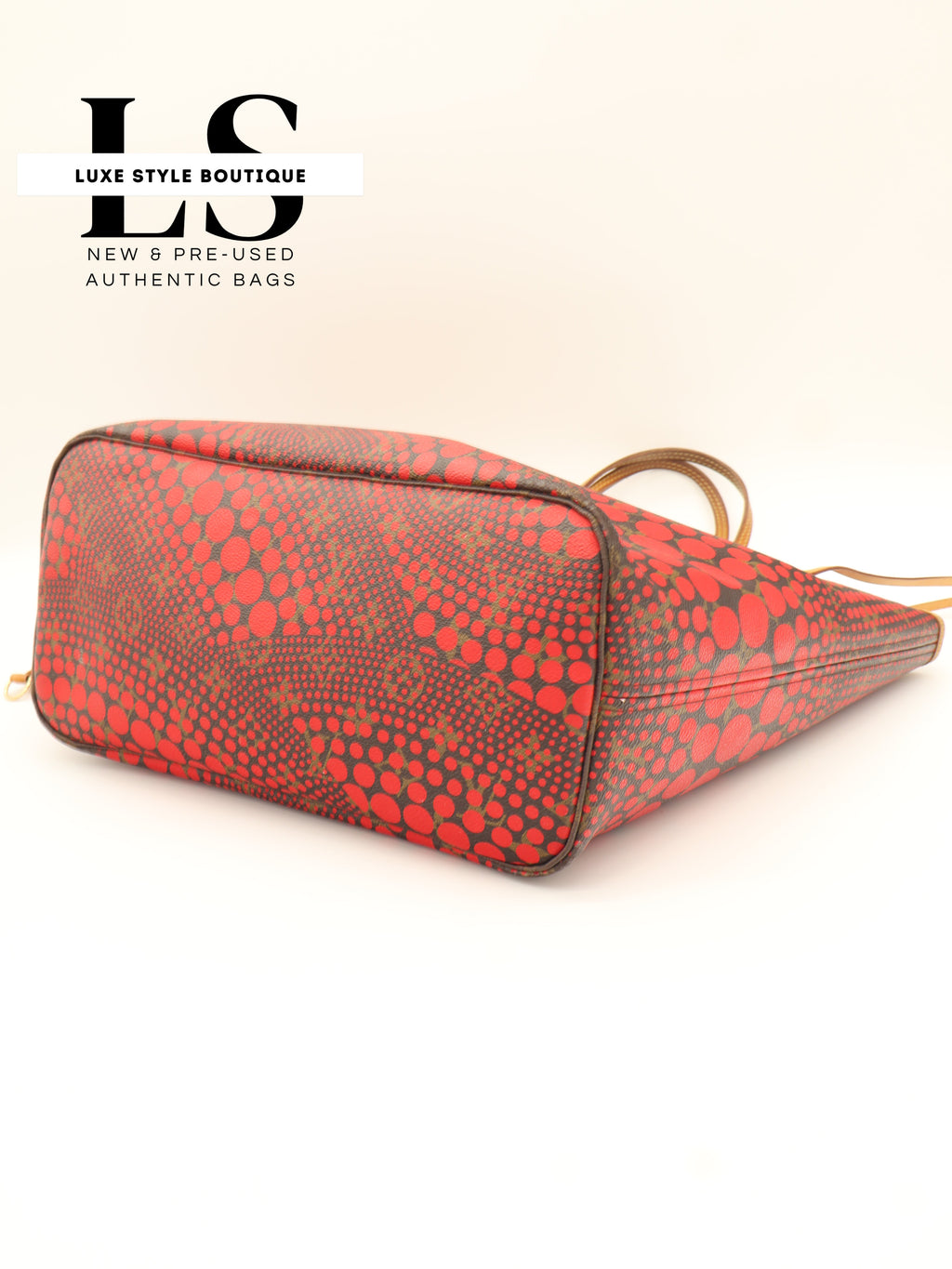 Louis Vuitton x Yayoi Kusama Neverfull MM Monogram Red Waves