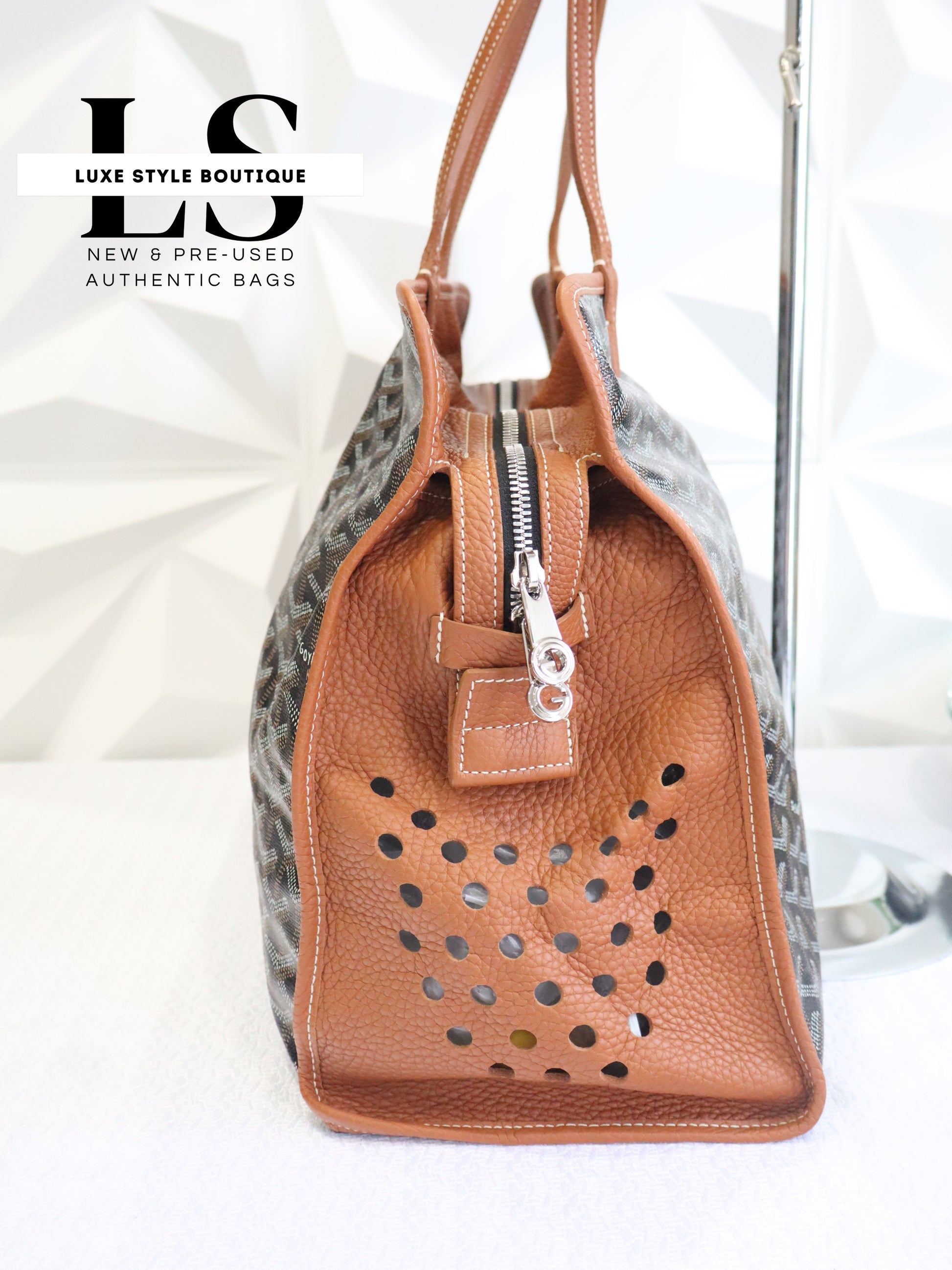 Goyard Goyardine Sac Hardy Tote Bag w/Pouch