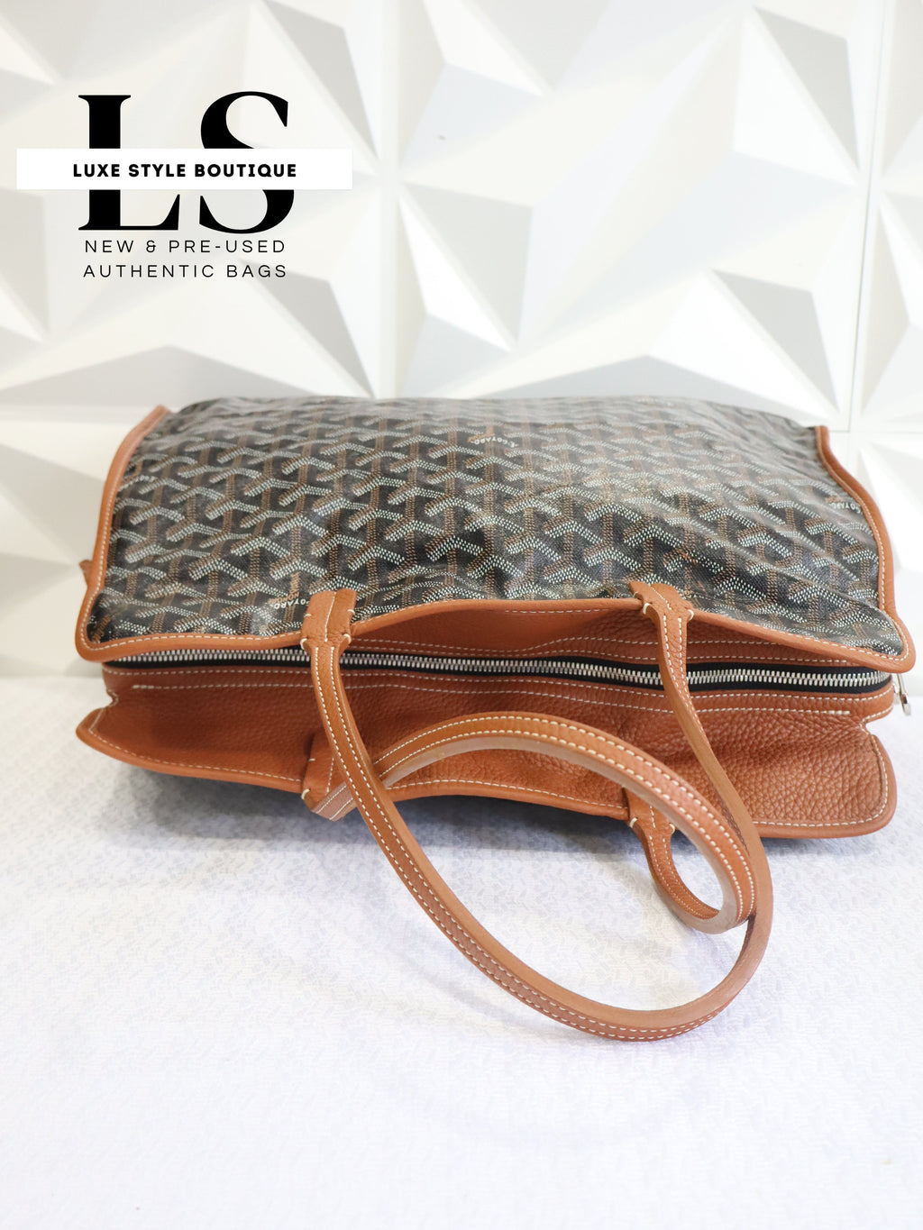 Goyard Goyardine Sac Hardy Tote Bag w/Pouch