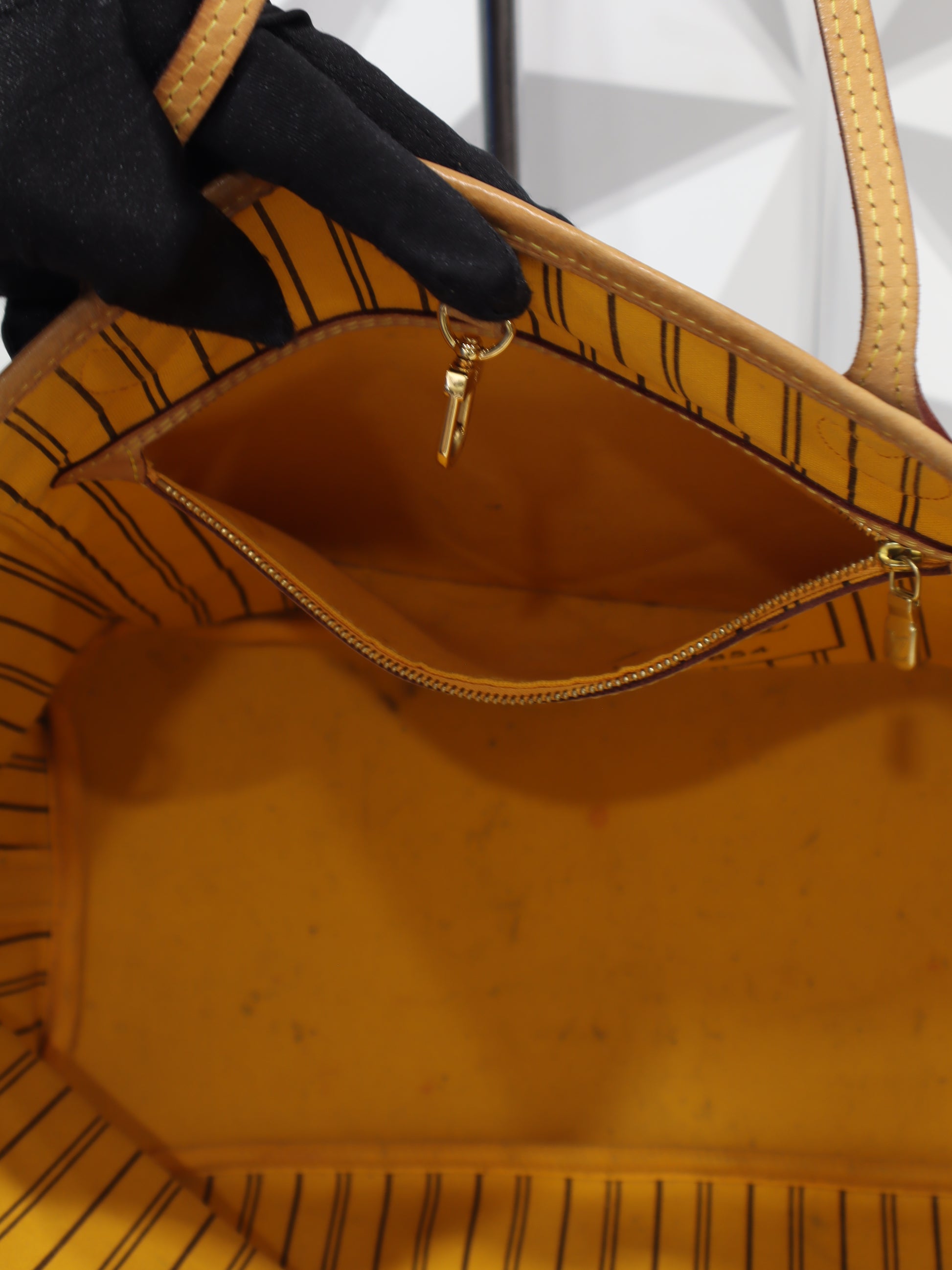 Louis Vuitton Monogram Neverfull MM Mimosa Yellow