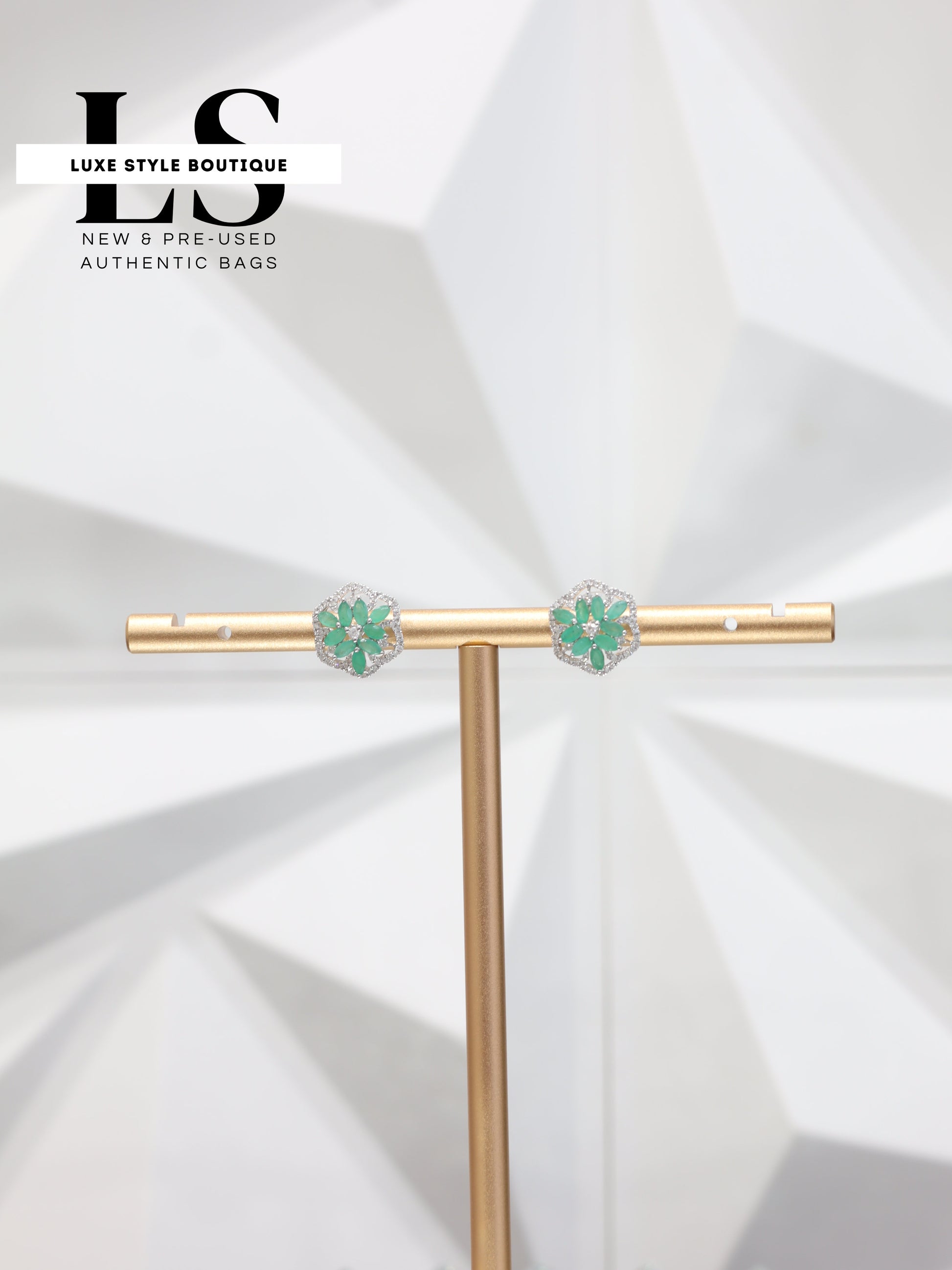 Earrings White Gold 18K w/Diamonds & Emeralds Flower Style