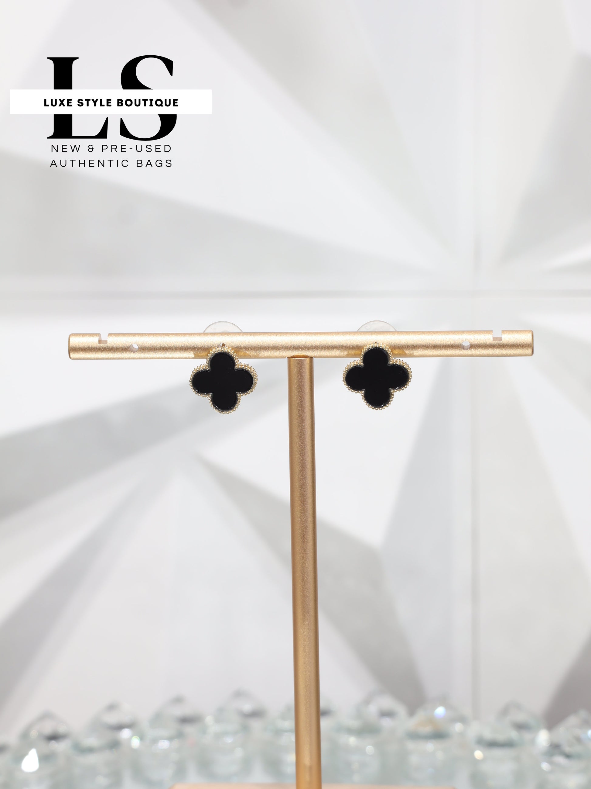 Earrings Yellow Gold 18K w/Onyx