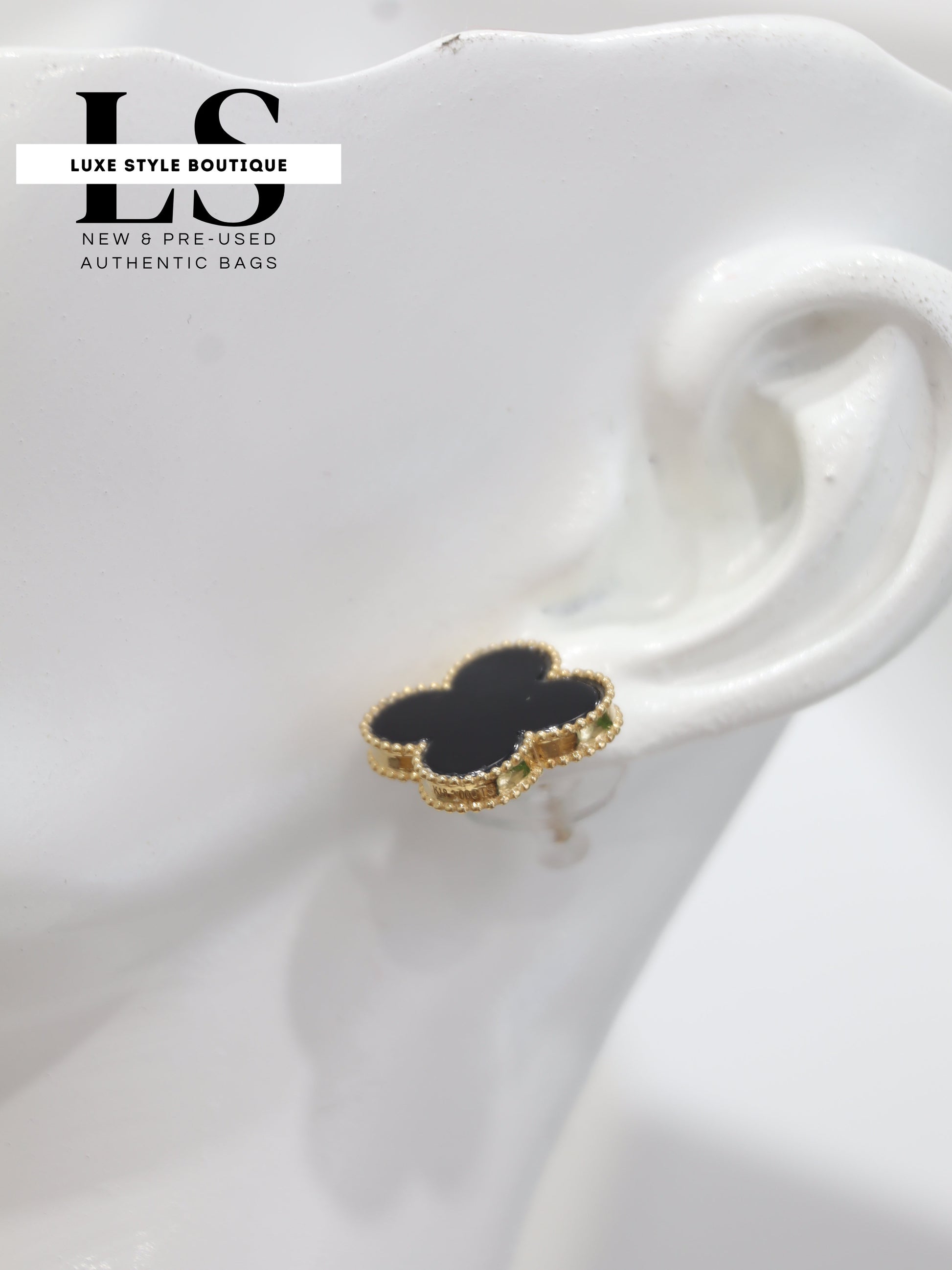 Earrings Yellow Gold 18K w/Onyx