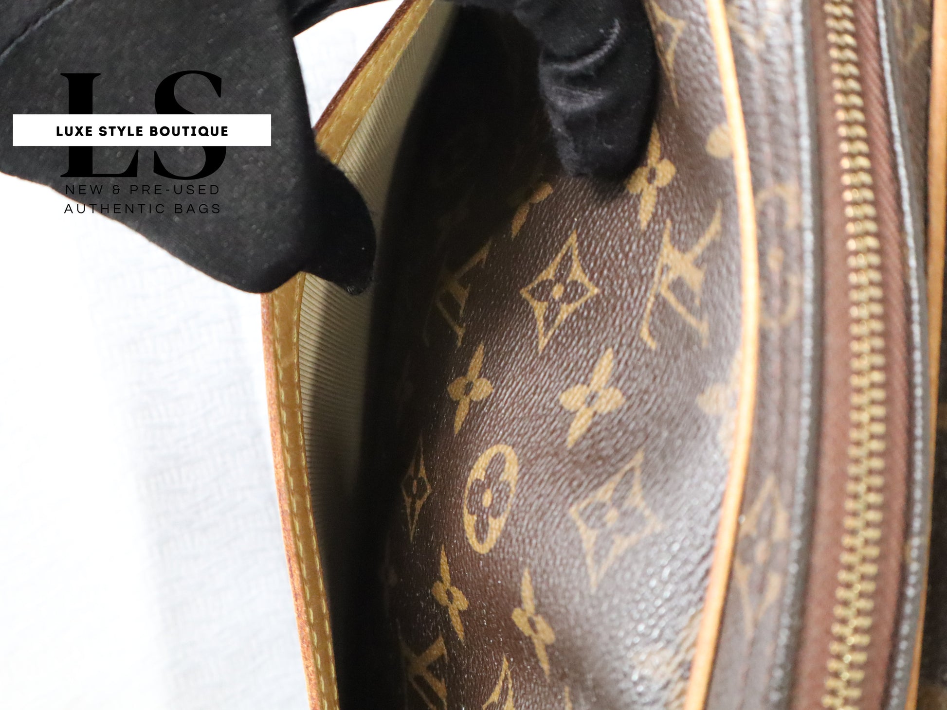 Louis Vuitton Reporter PM Monogram