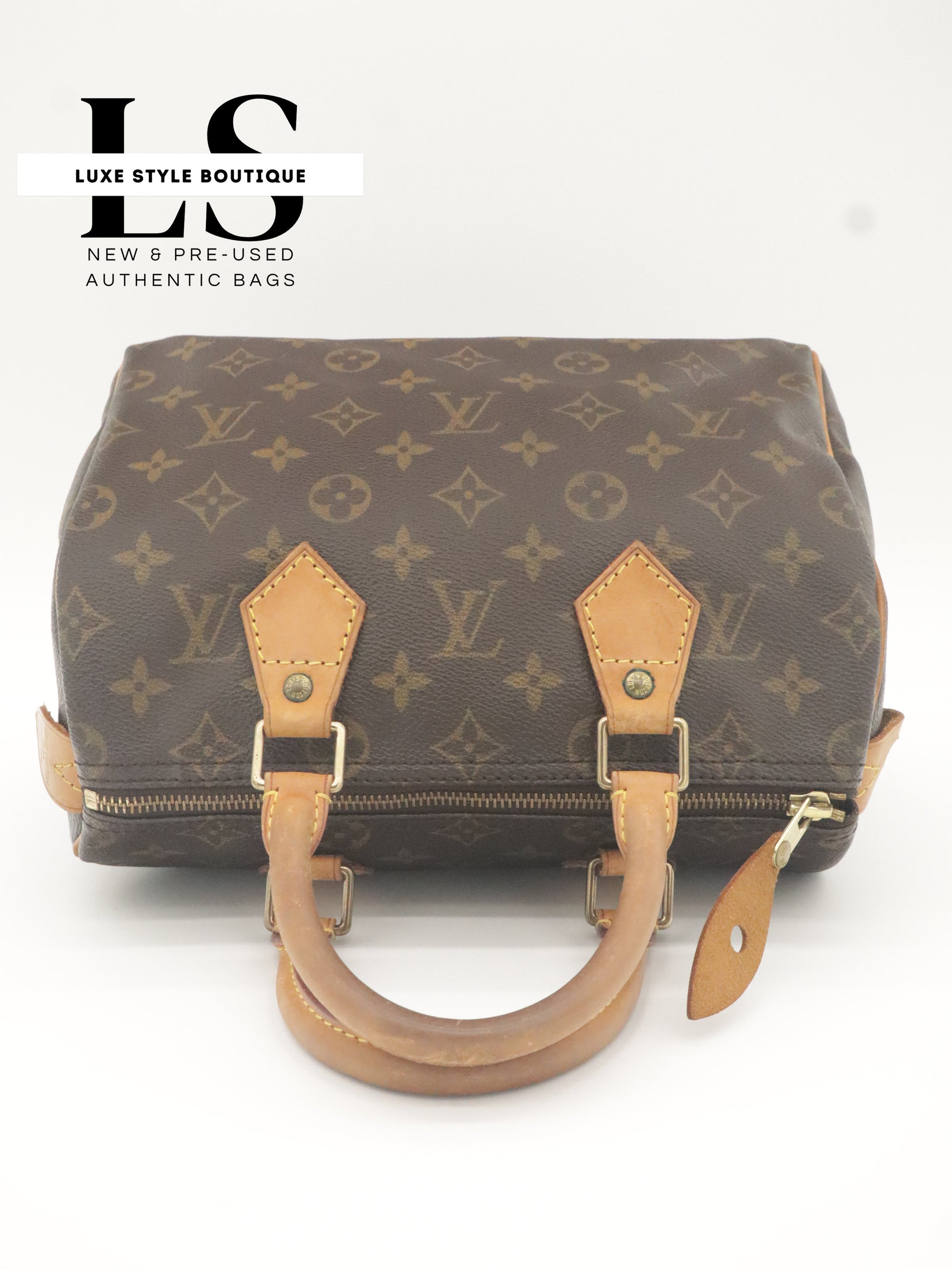 Louis Vuitton Monogram Speedy 25