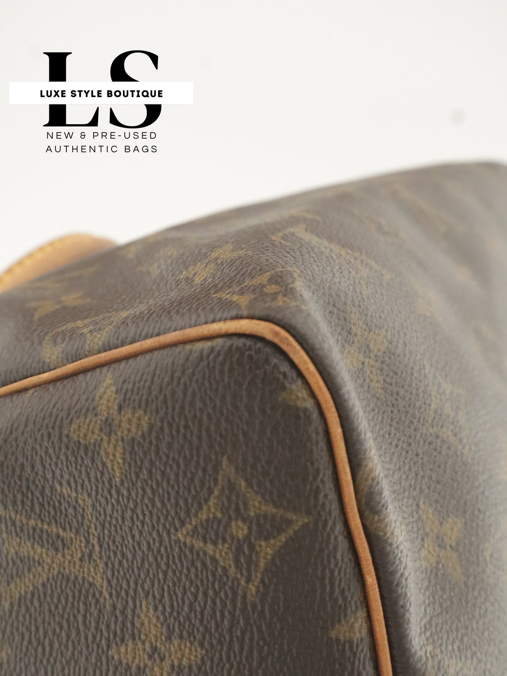 Louis Vuitton Monogram Speedy 25