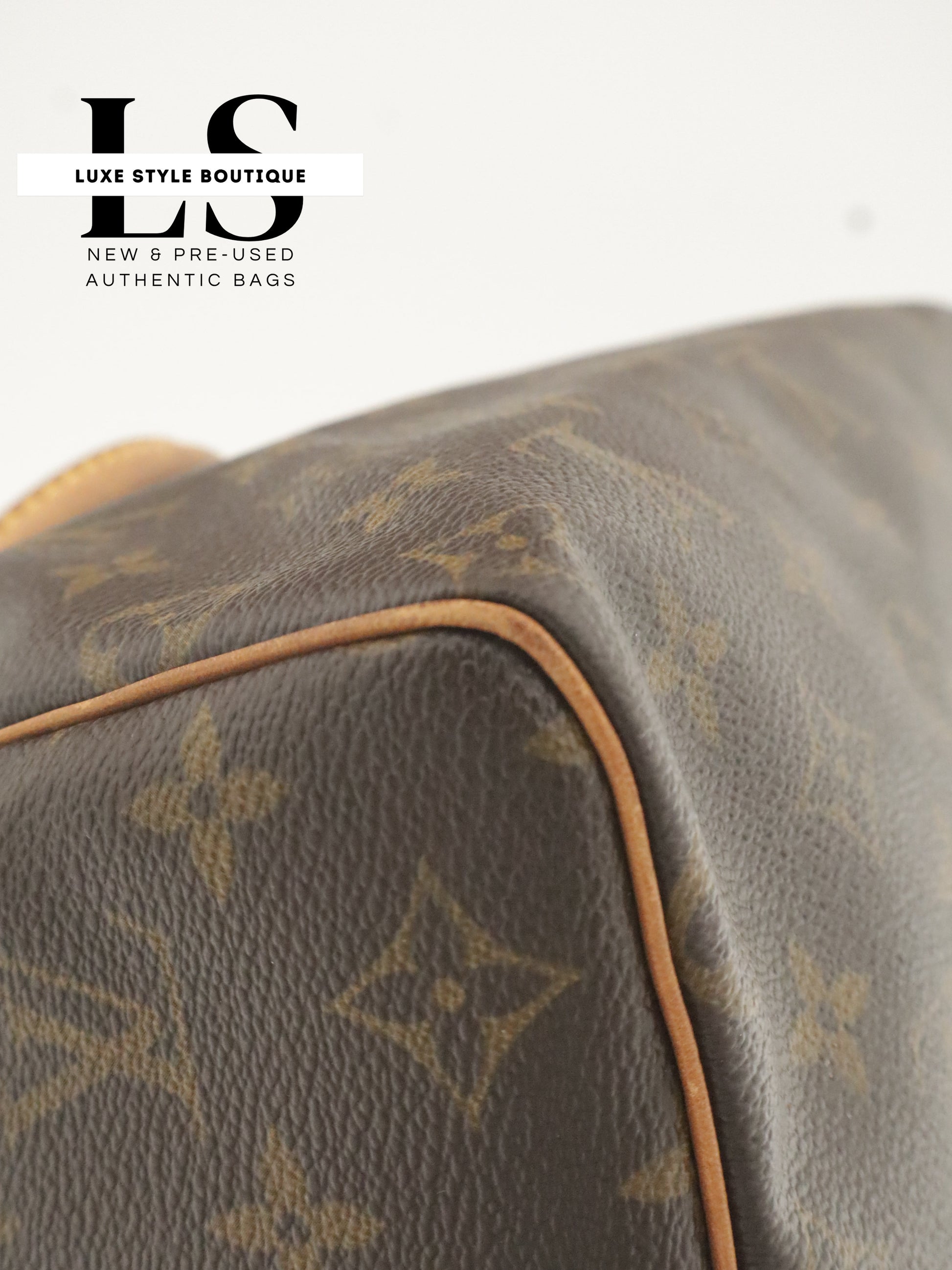 Louis Vuitton Monogram Speedy 25