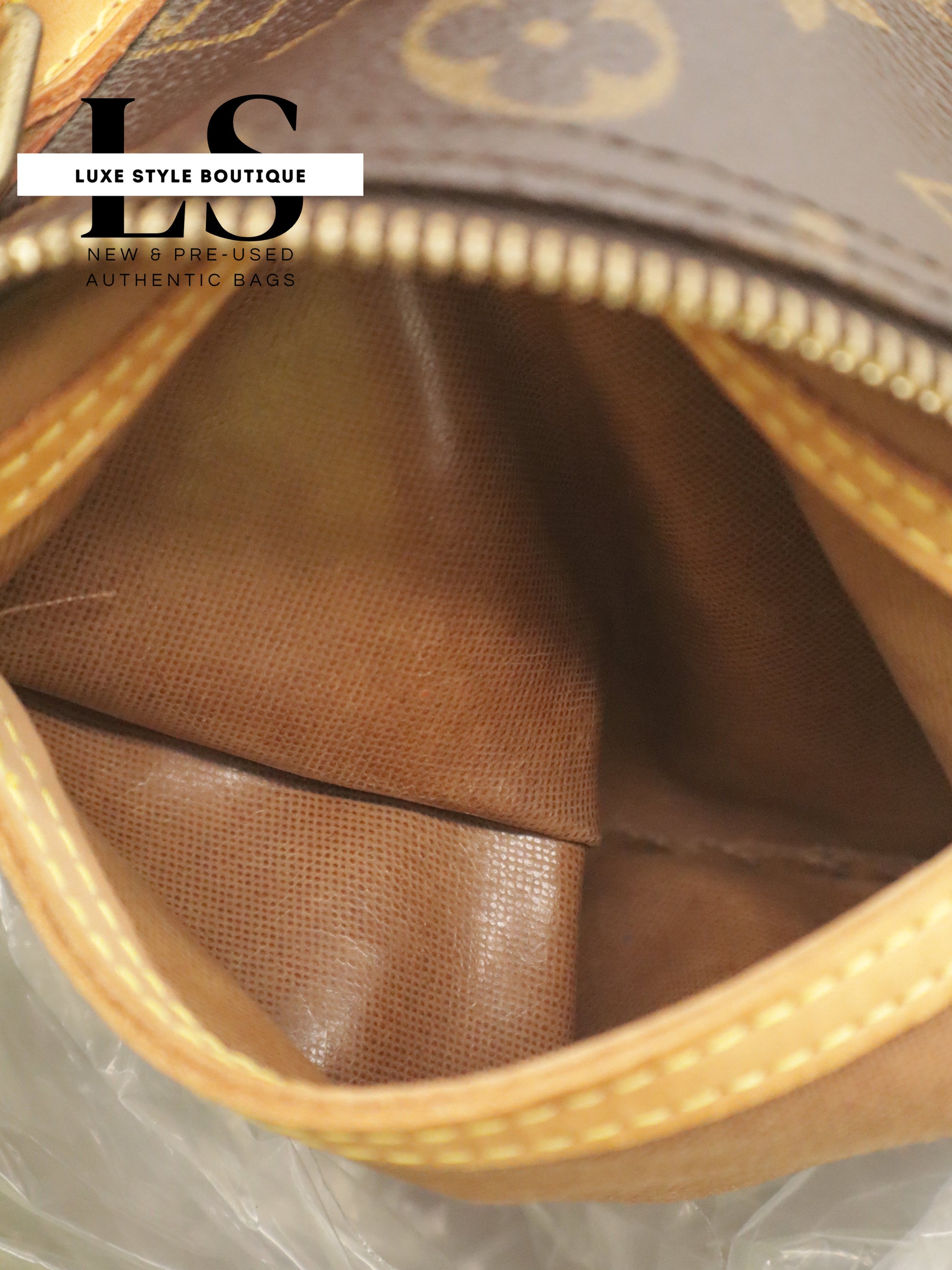 Louis Vuitton Monogram Speedy 30