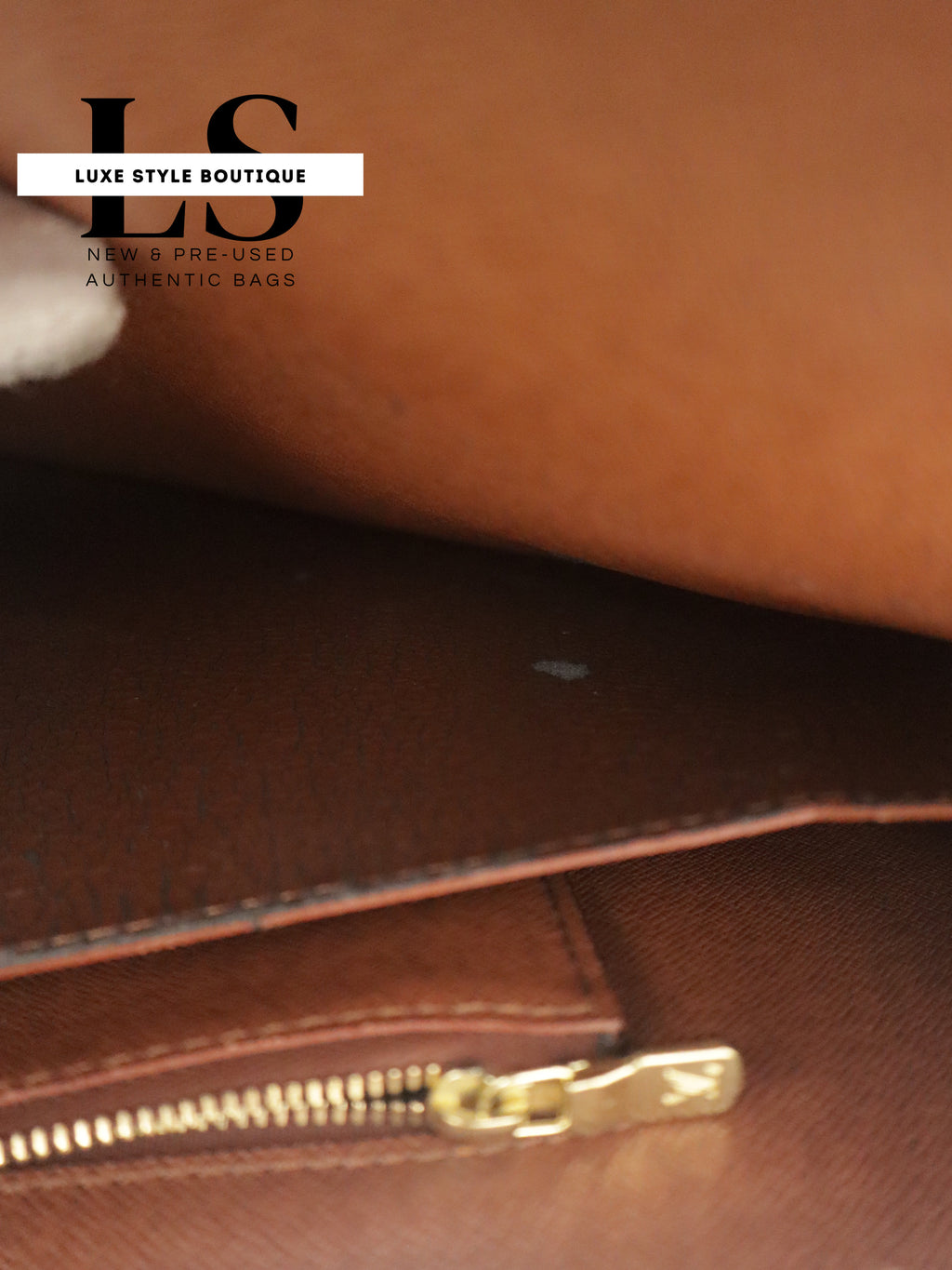 Louis Vuitton Monogram Porte Documents Briefcase w/Strap