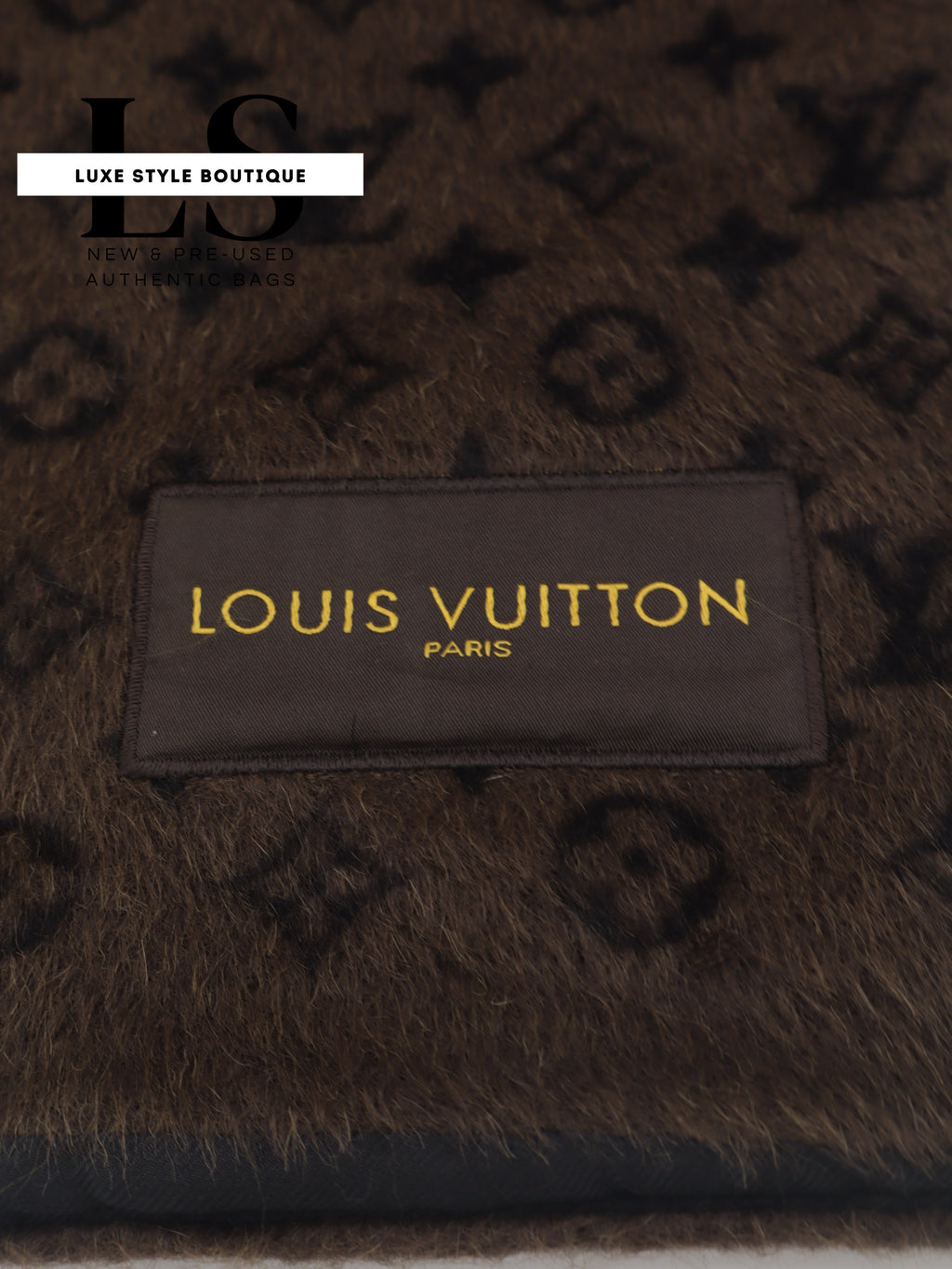 Louis Vuitton Monogram Alpaca Brown Scarf