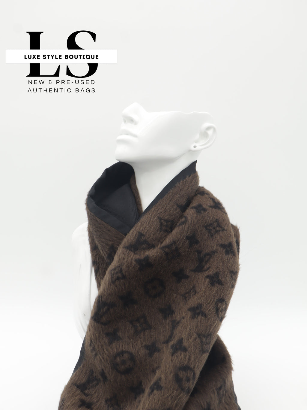 Louis Vuitton Monogram Alpaca Brown Scarf