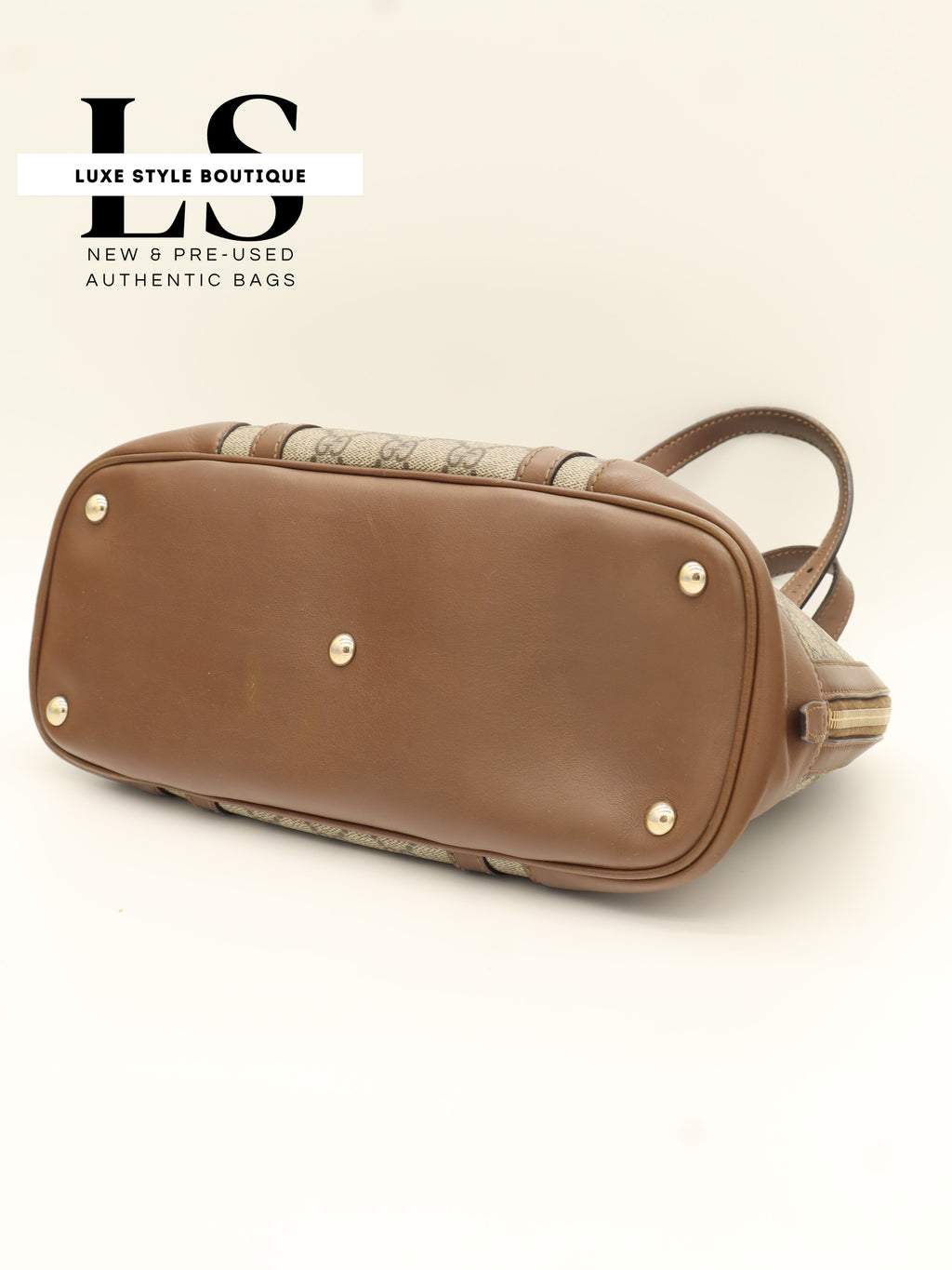 Gucci GG Supreme Monogram Nice Top Handle Dome Bag