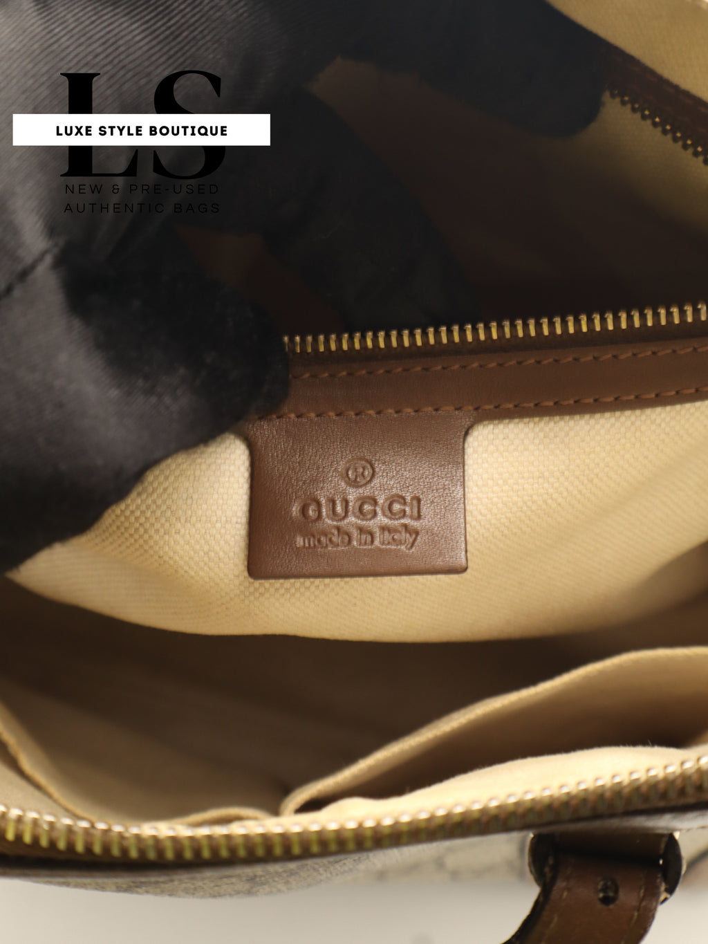 Gucci GG Supreme Monogram Nice Top Handle Dome Bag