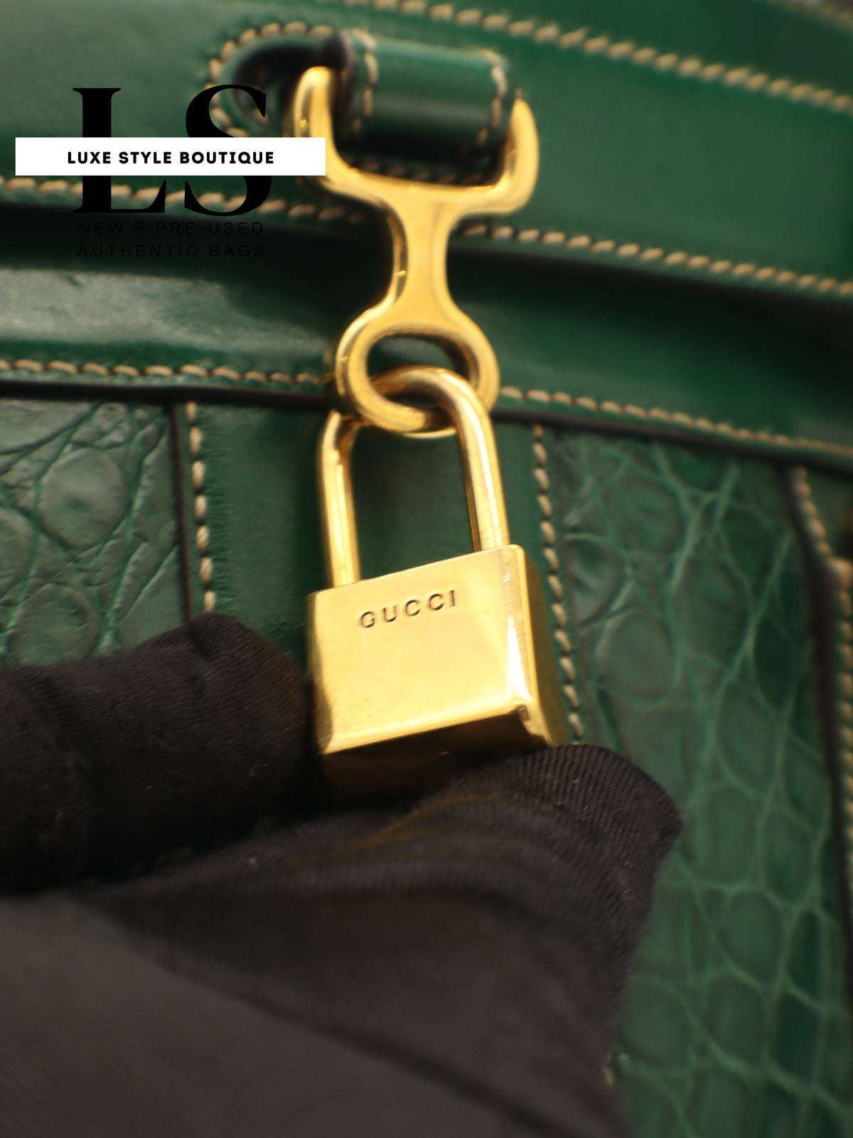 Gucci GG Canvas Secret GG Satchel