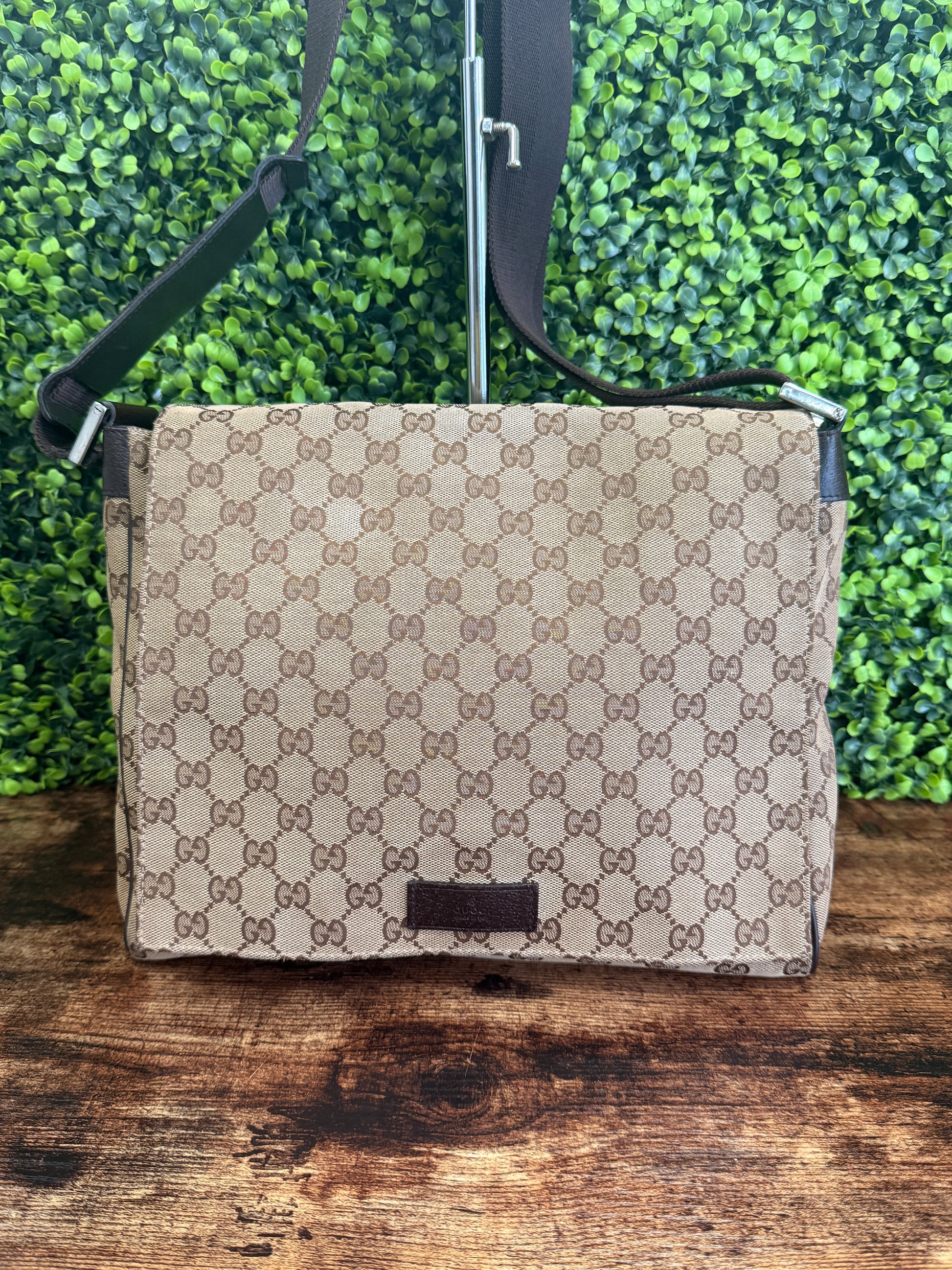 Gucci Flap Messenger GG Canvas