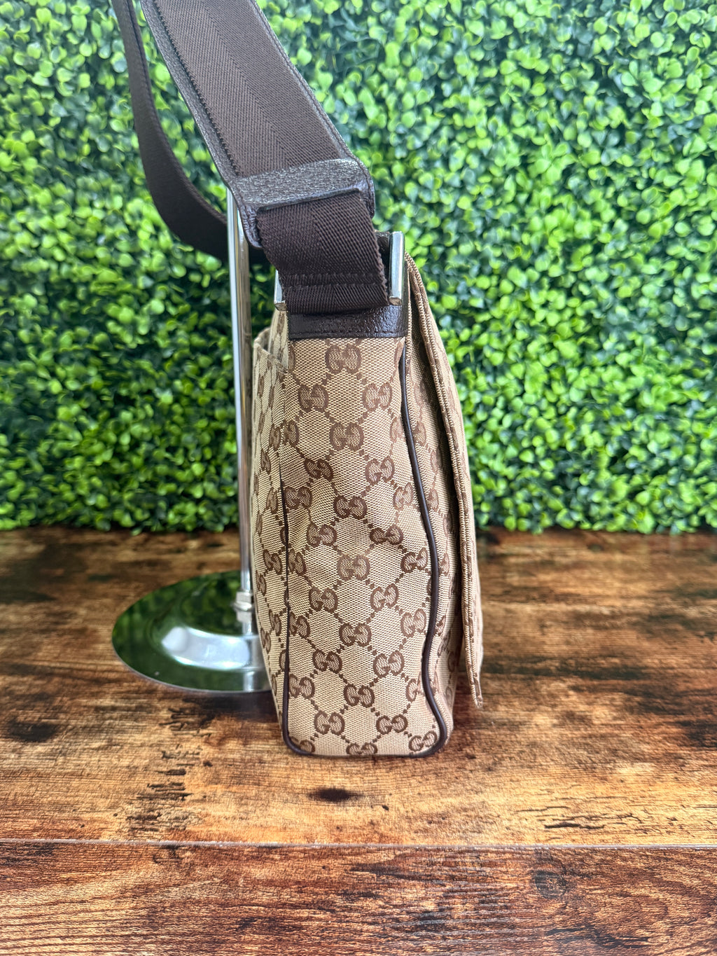 Gucci Flap Messenger GG Canvas