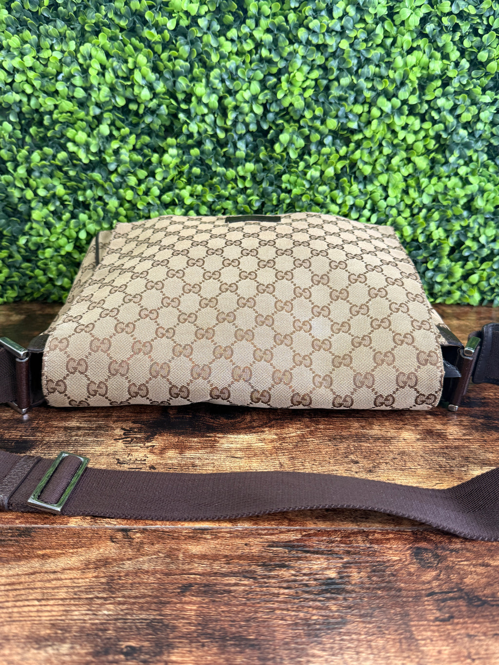 Gucci Flap Messenger GG Canvas
