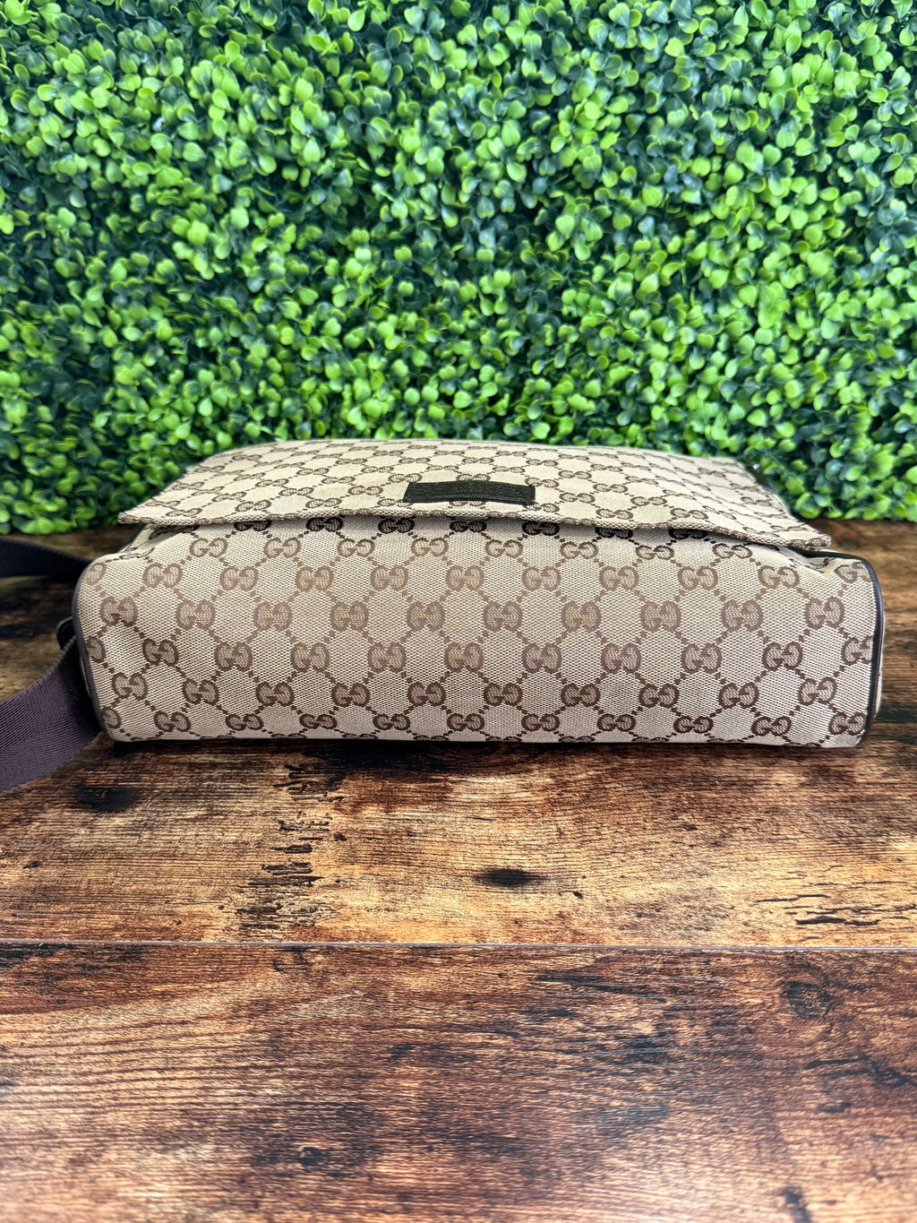 Gucci Flap Messenger GG Canvas
