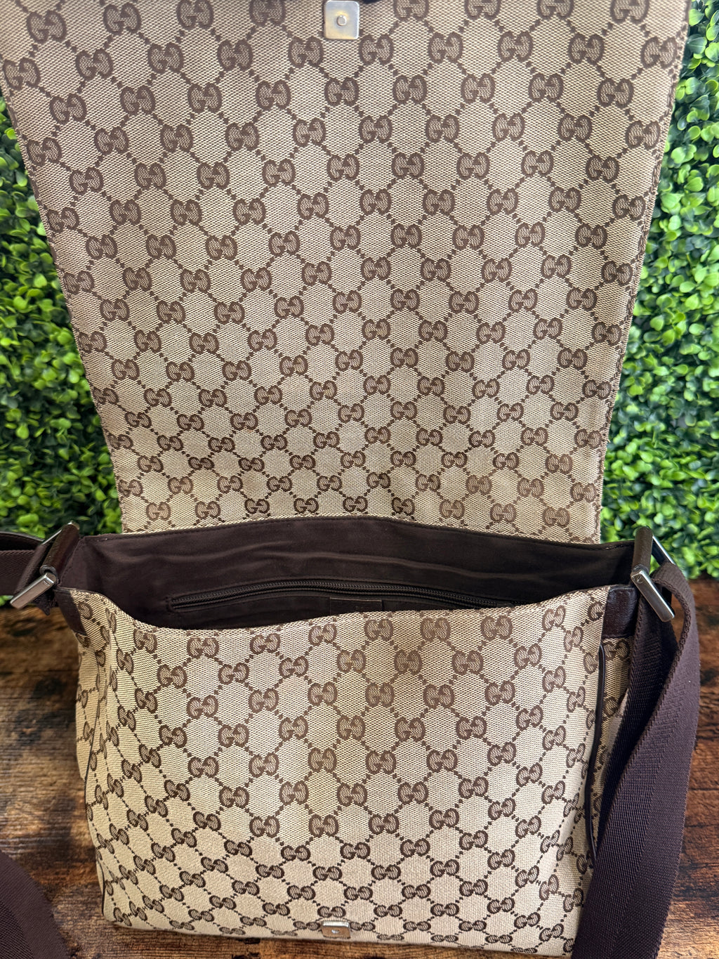 Gucci Flap Messenger GG Canvas
