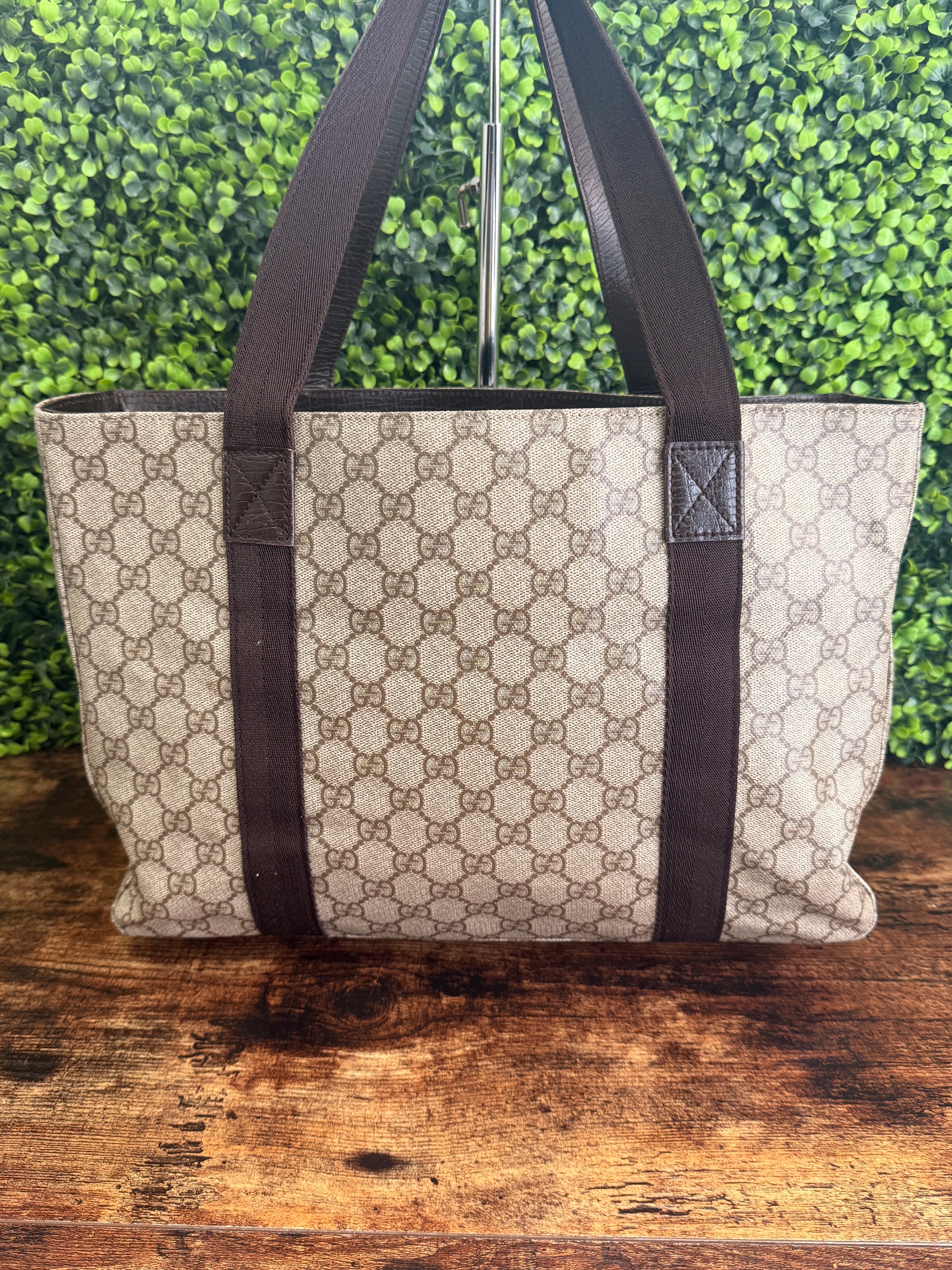 Gucci GG Canvas Supreme Tote