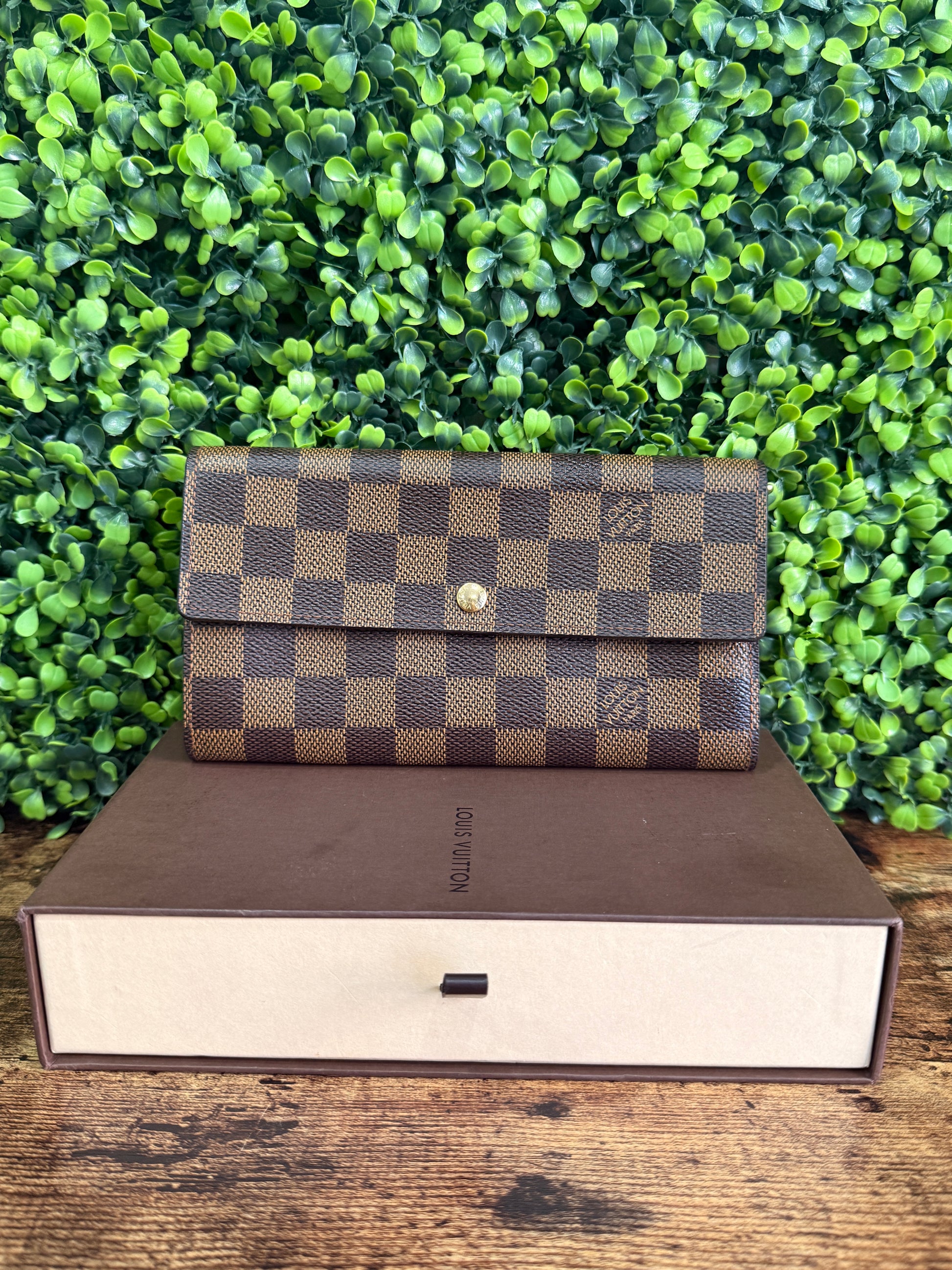 Louis Vuitton Sarah Wallet Damier Ebene