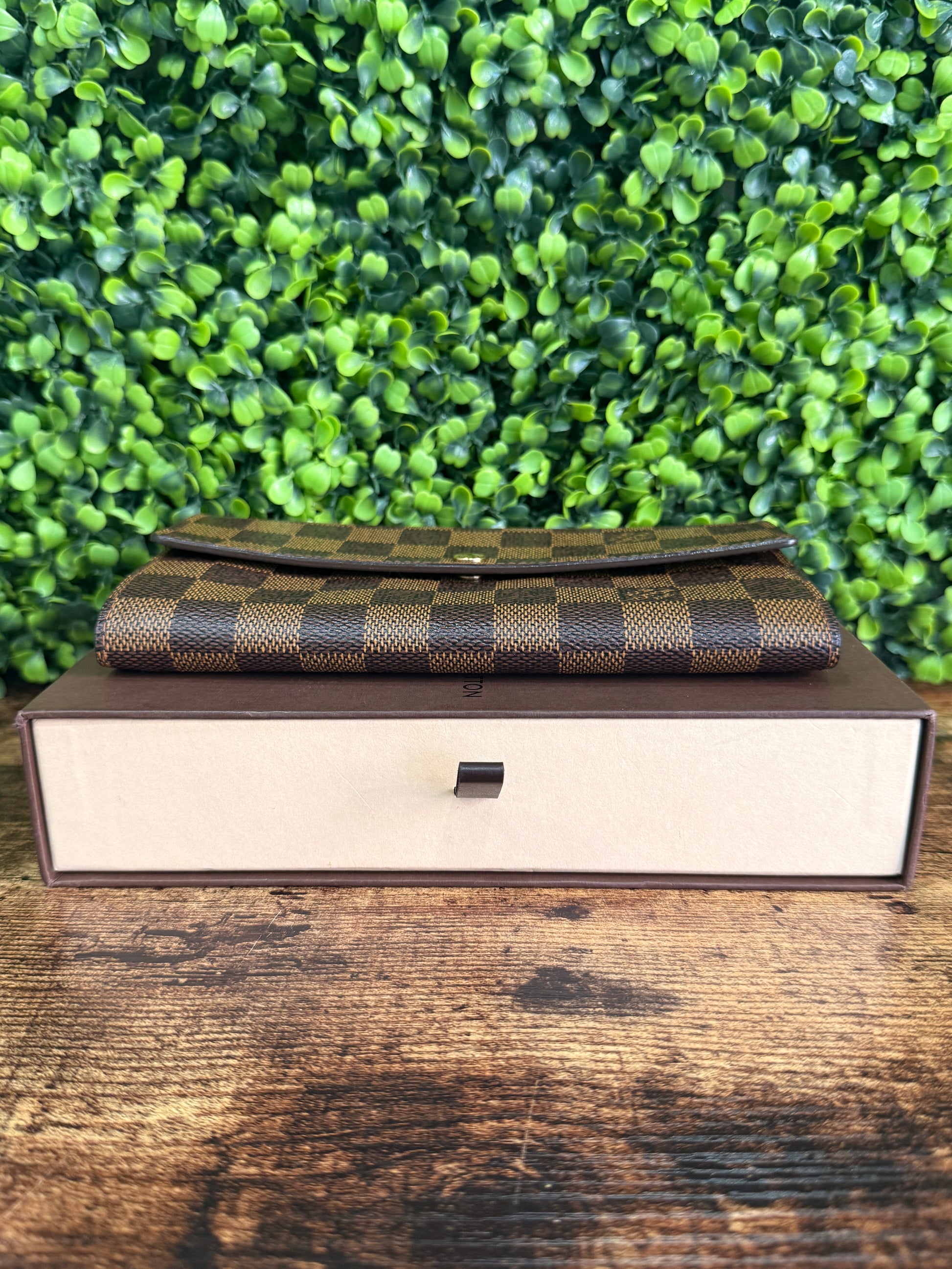 Louis Vuitton Sarah Wallet Damier Ebene