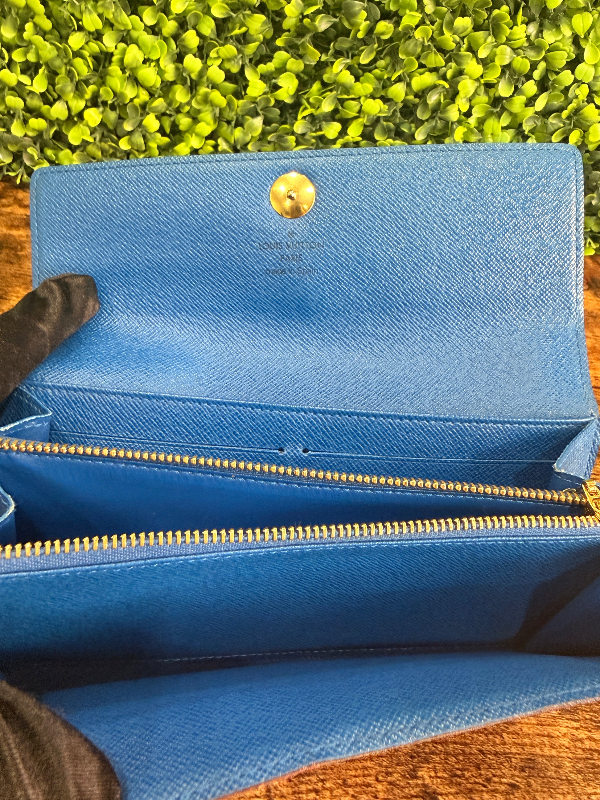 Louis Vuitton Monogram Multicolor Sarah Wallet