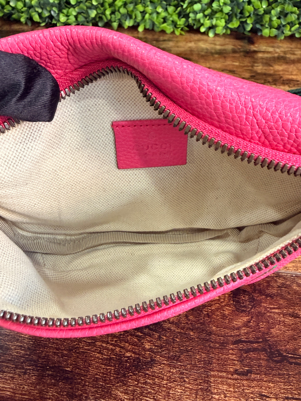 Gucci Pink Crossbody Retro Logo Print