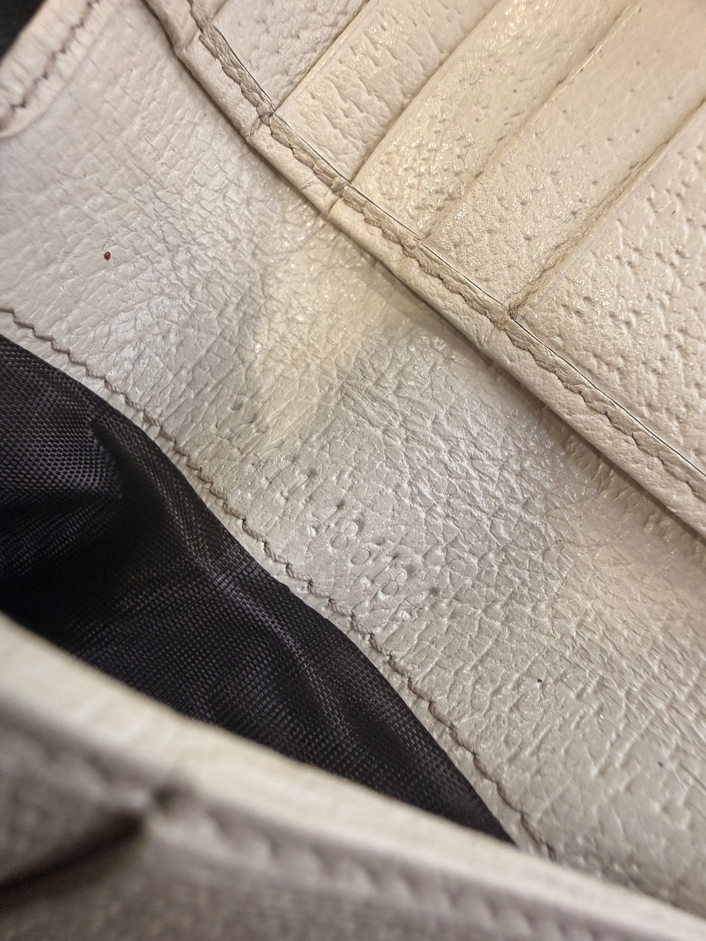 Gucci Abbey D-Ring GG Canvas Wallet