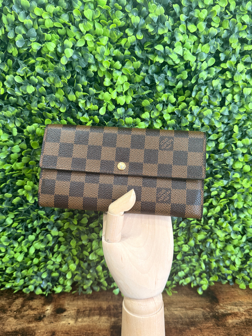 Louis Vuitton Sarah Wallet Damier Ebene