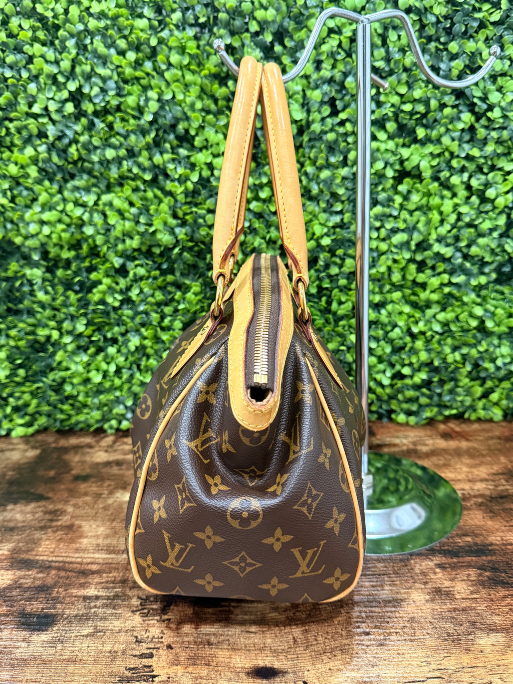 Louis Vuitton Tivoli PM Monogram