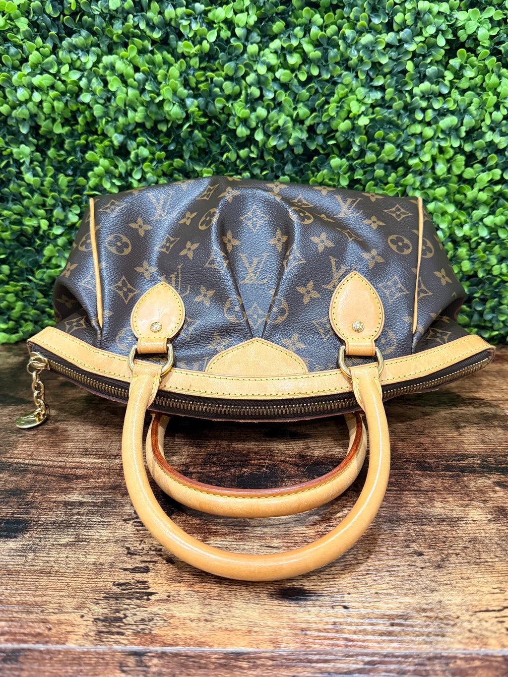 Louis Vuitton Tivoli PM Monogram