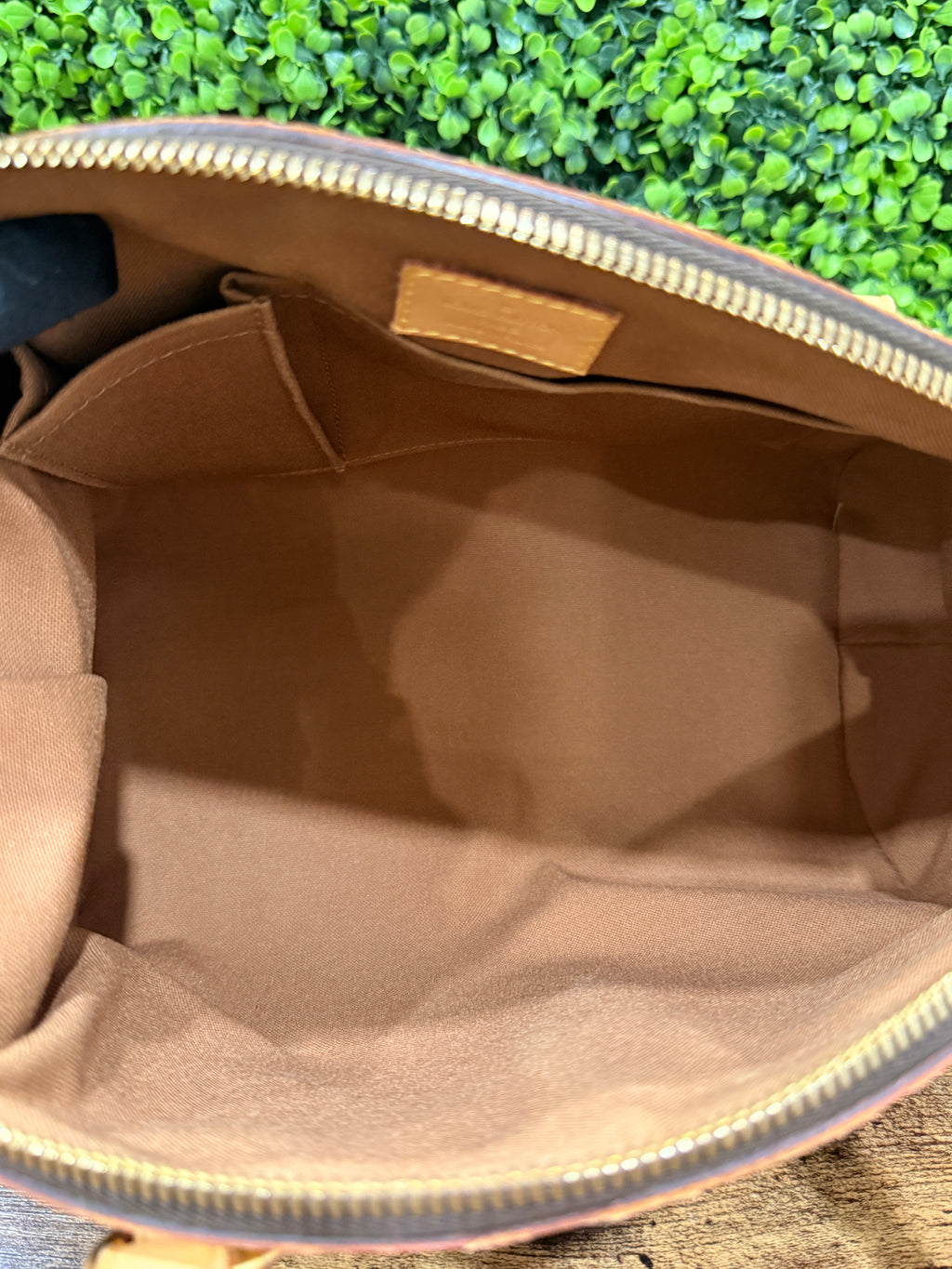 Louis Vuitton Tivoli PM Monogram