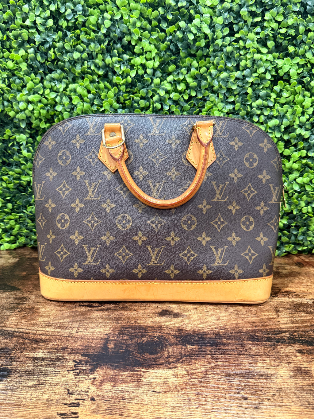Louis Vuitton Alma PM Monogram