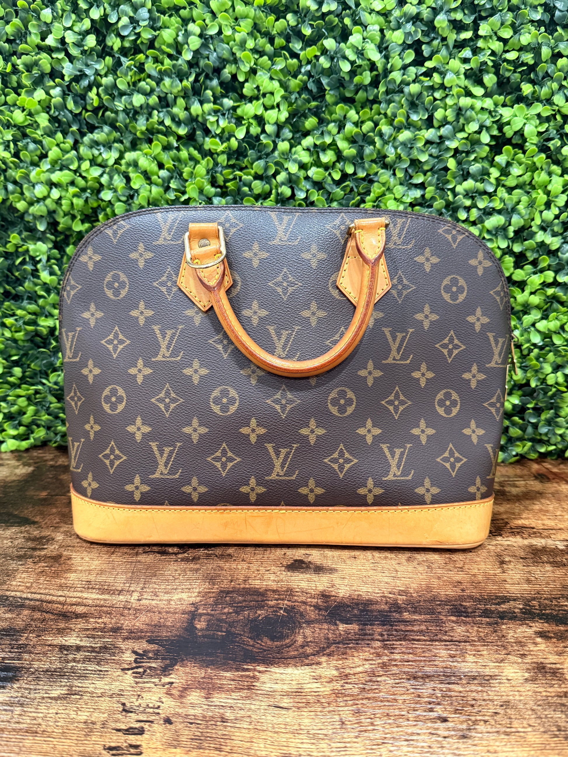 Louis Vuitton Alma PM Monogram