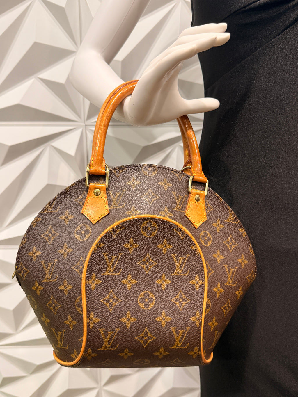 Louis Vuitton Ellipse PM Monogram