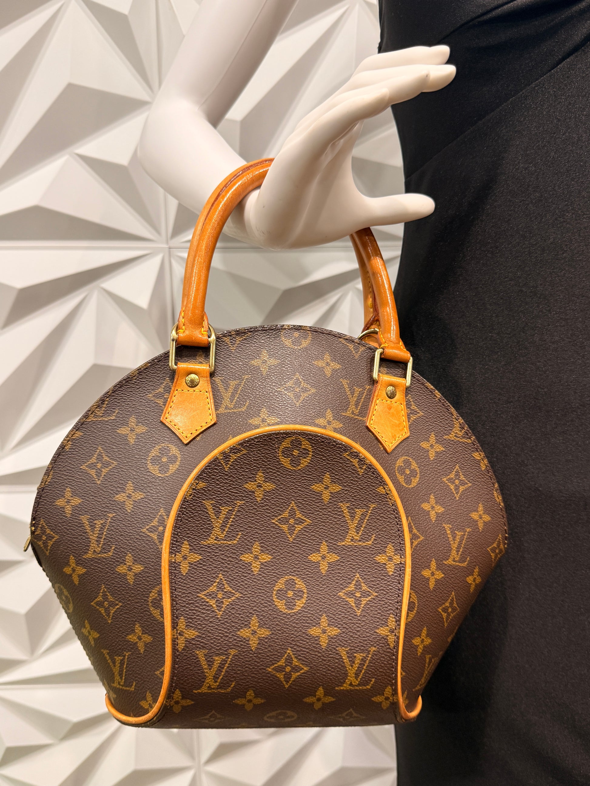 Louis Vuitton Ellipse PM Monogram