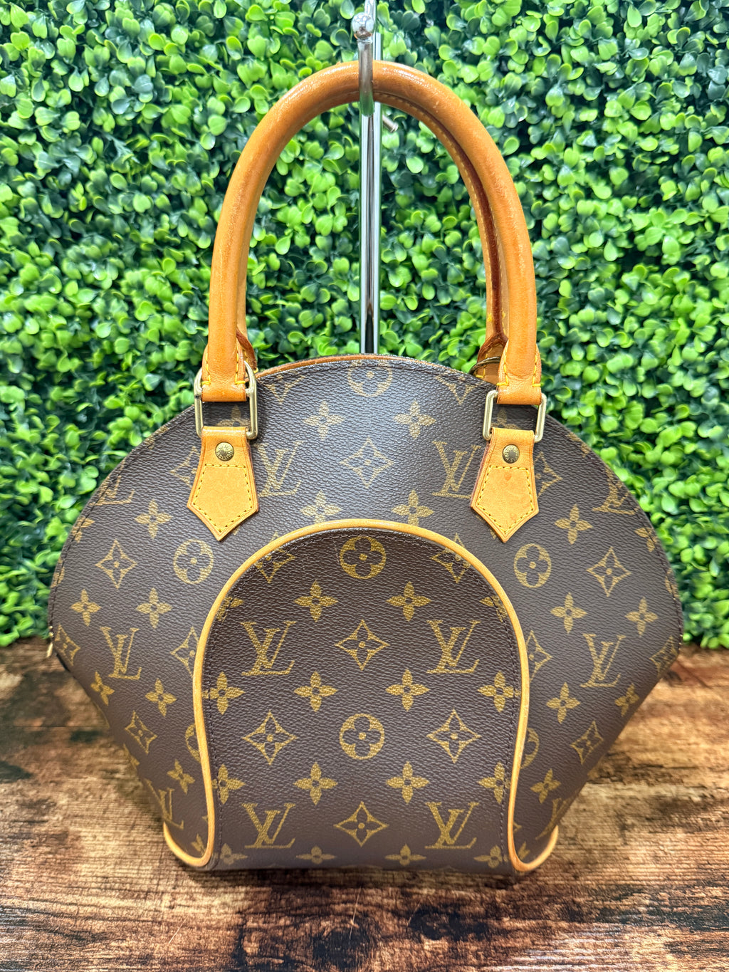 Louis Vuitton Ellipse PM Monogram