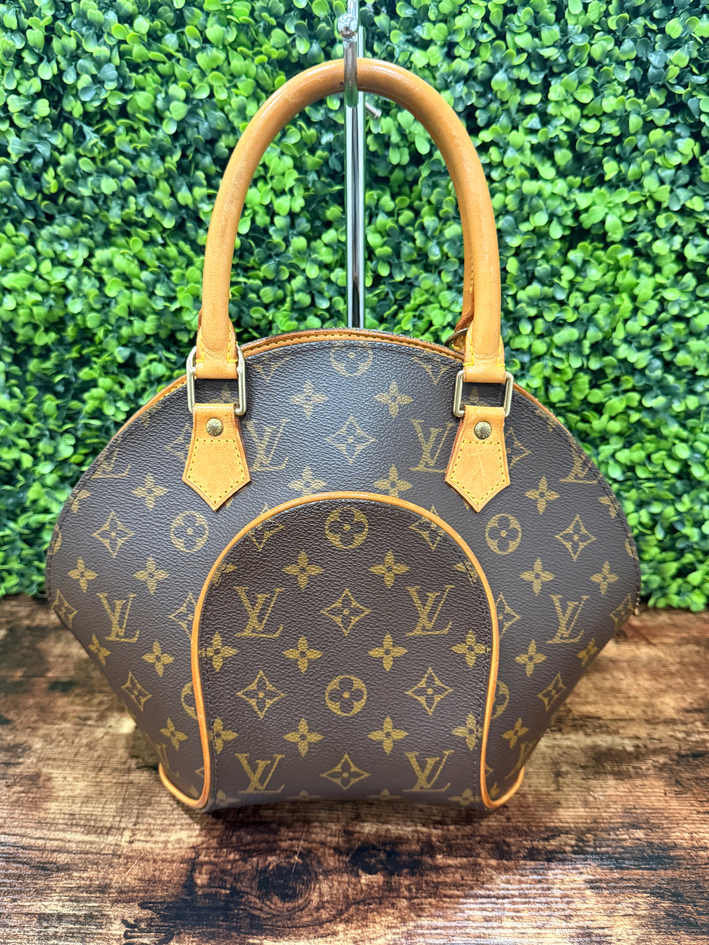 Louis Vuitton Ellipse PM Monogram