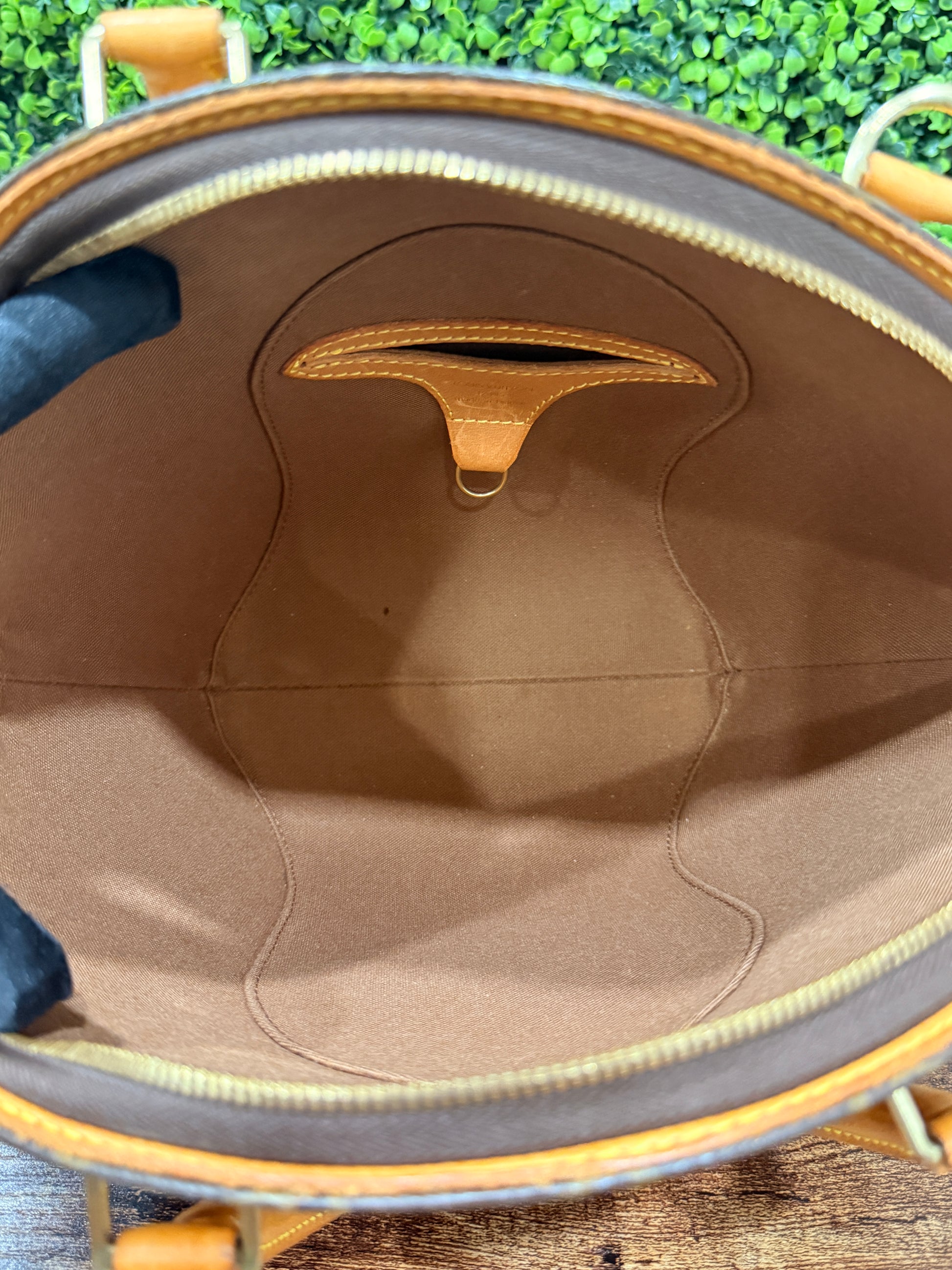 Louis Vuitton Ellipse PM Monogram