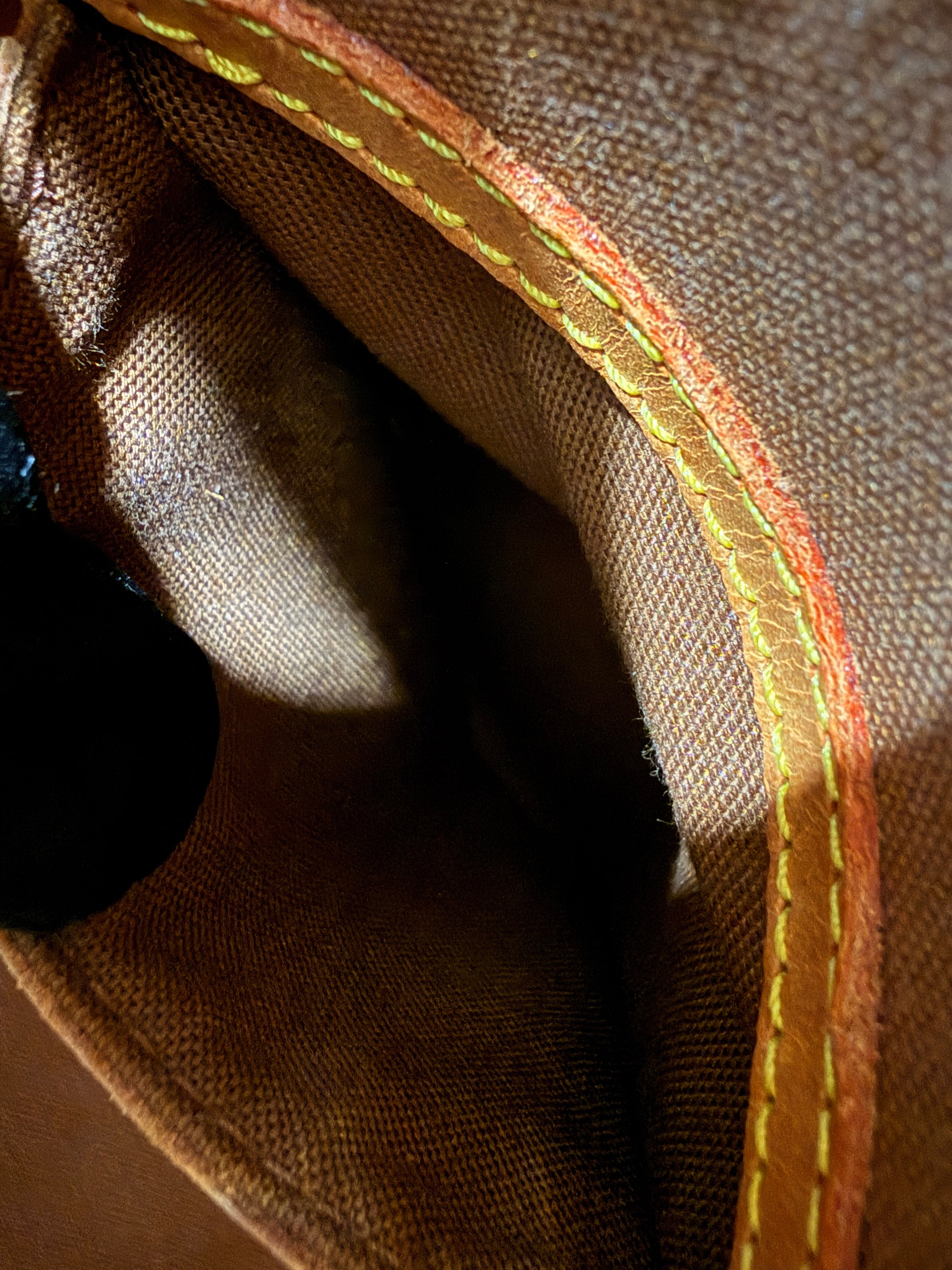Louis Vuitton Ellipse PM Monogram