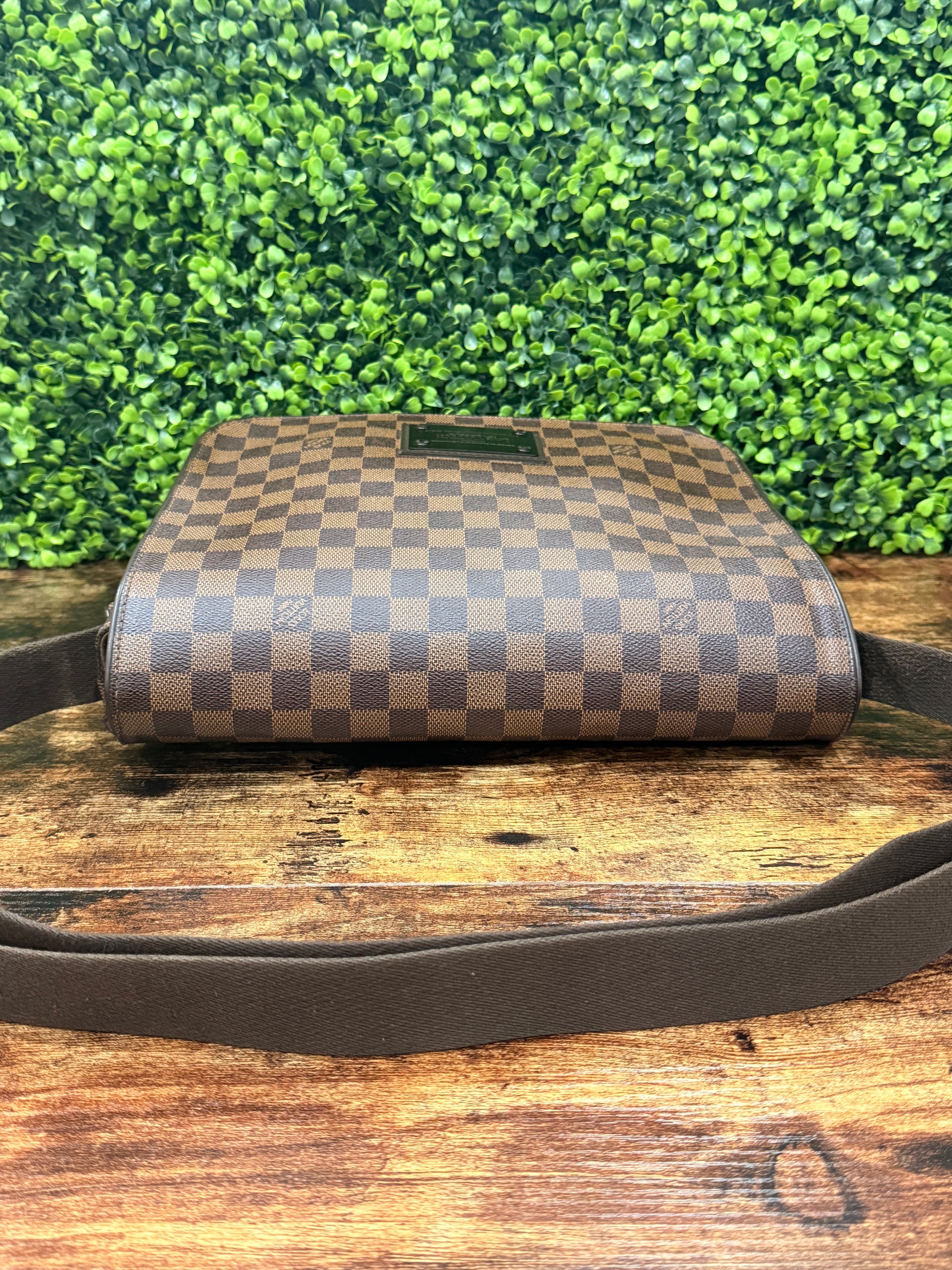 Louis Vuitton Damier Ebene Brooklyn MM