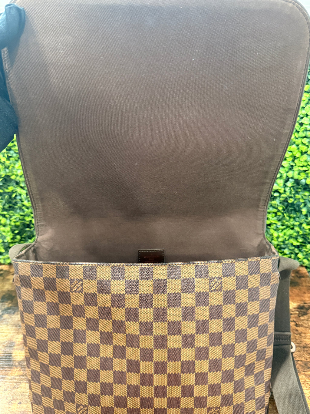Louis Vuitton Damier Ebene Brooklyn MM