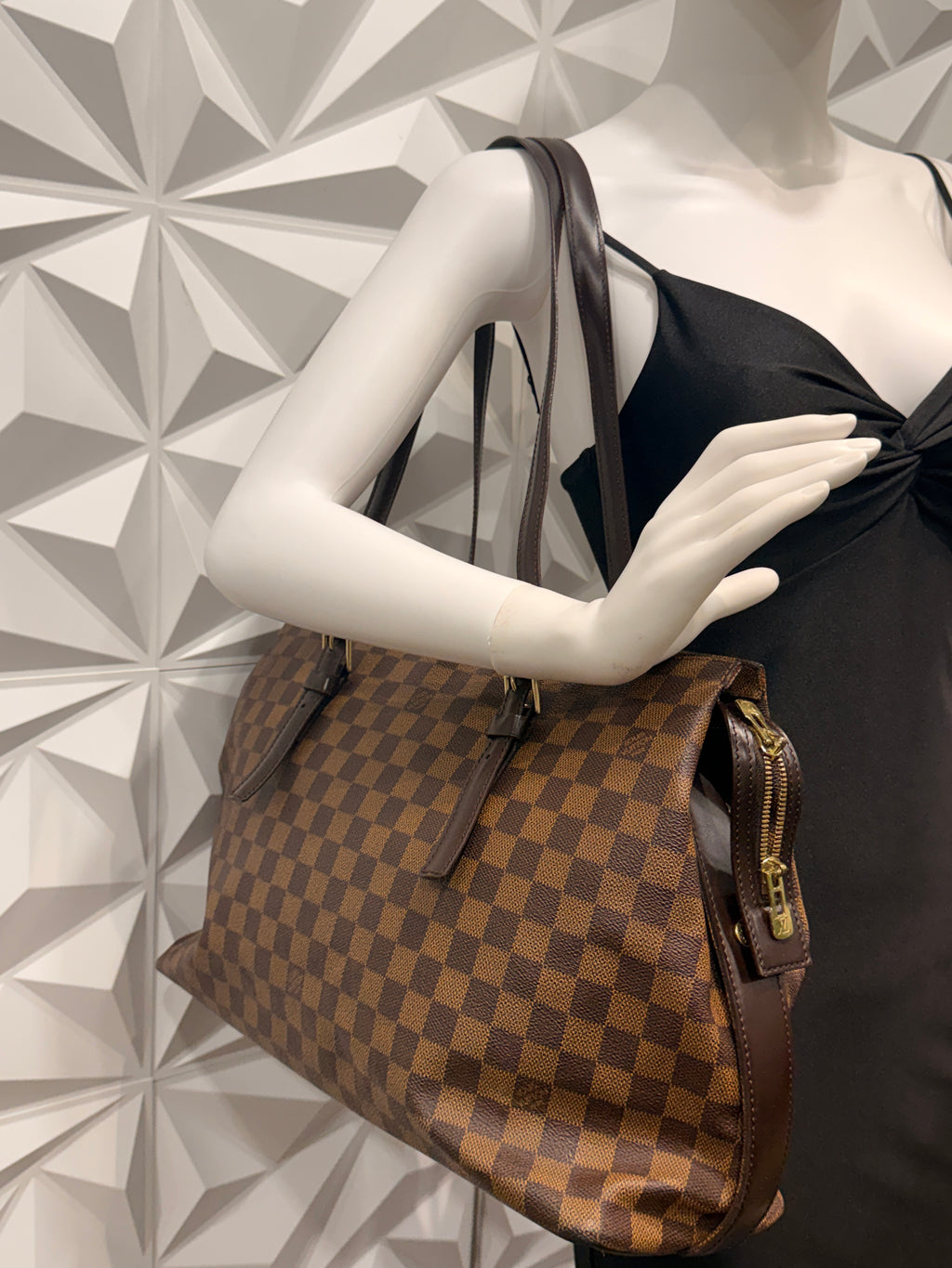 Louis Vuitton Chelsea Tote Bag Damier Ebene