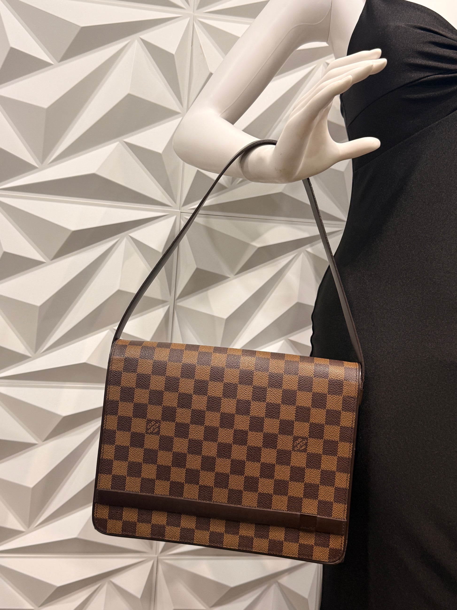 Louis Vuitton Tribeca Carre Damier Ebene