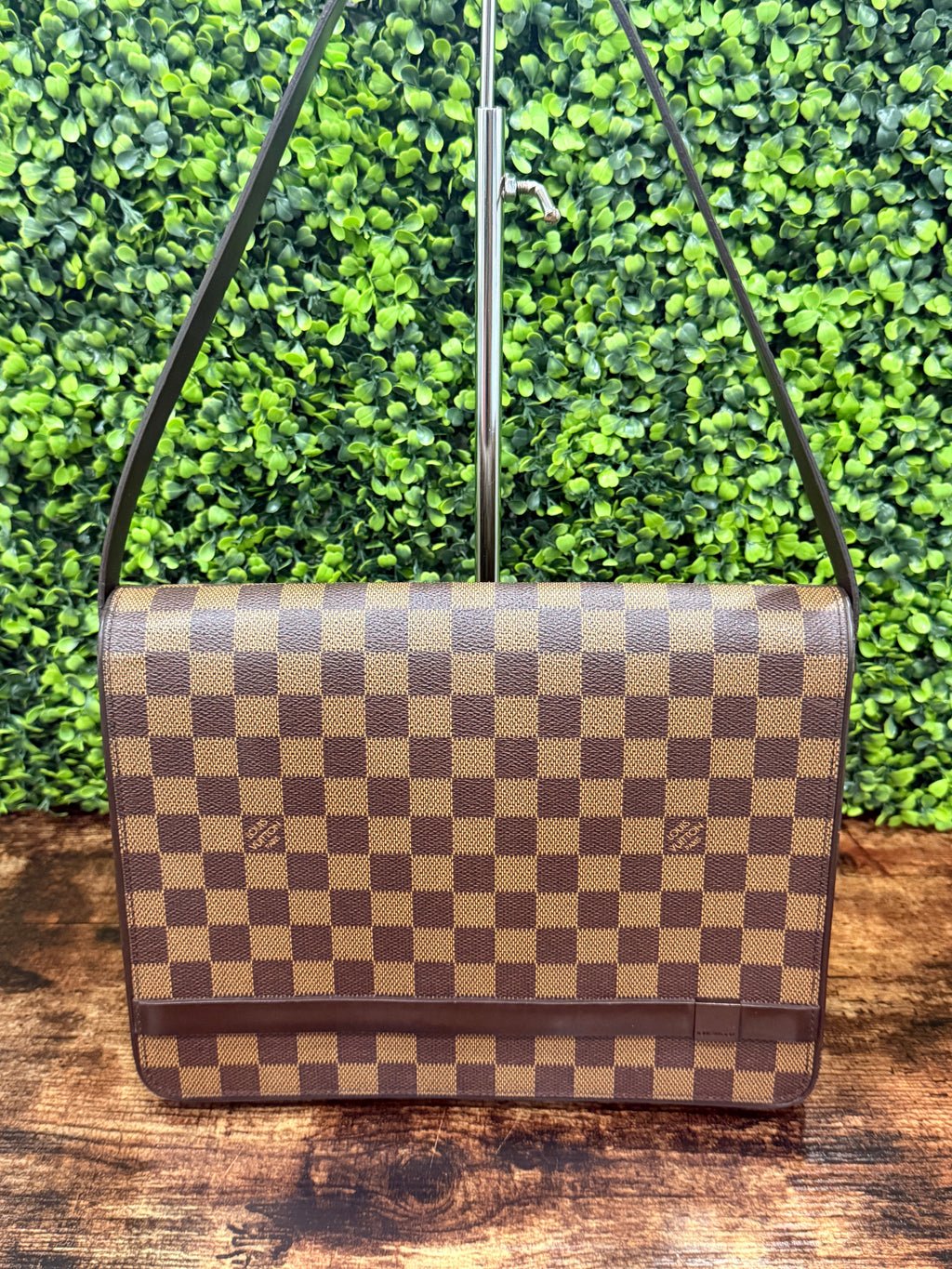 Louis Vuitton Tribeca Carre Damier Ebene